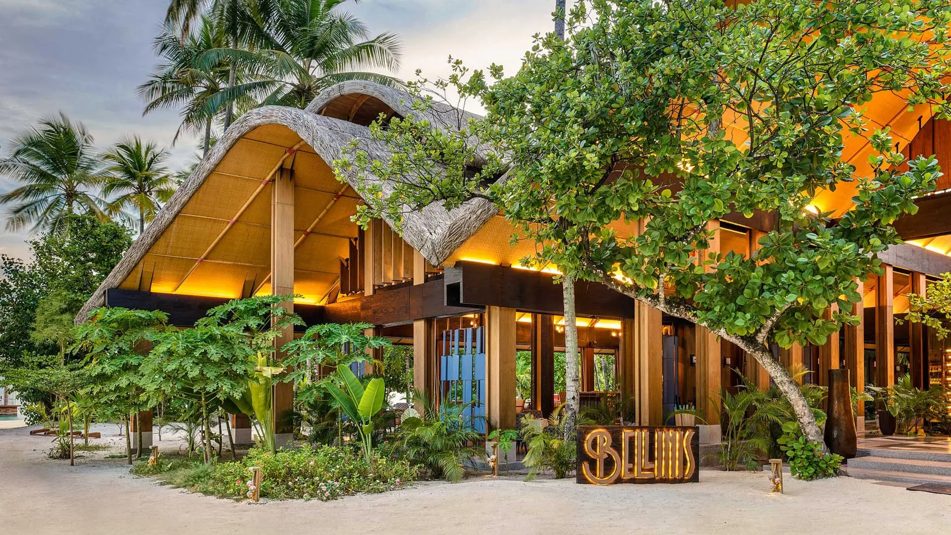 Hotel review Restaurants & Bars' - JOALI Maldives - 1