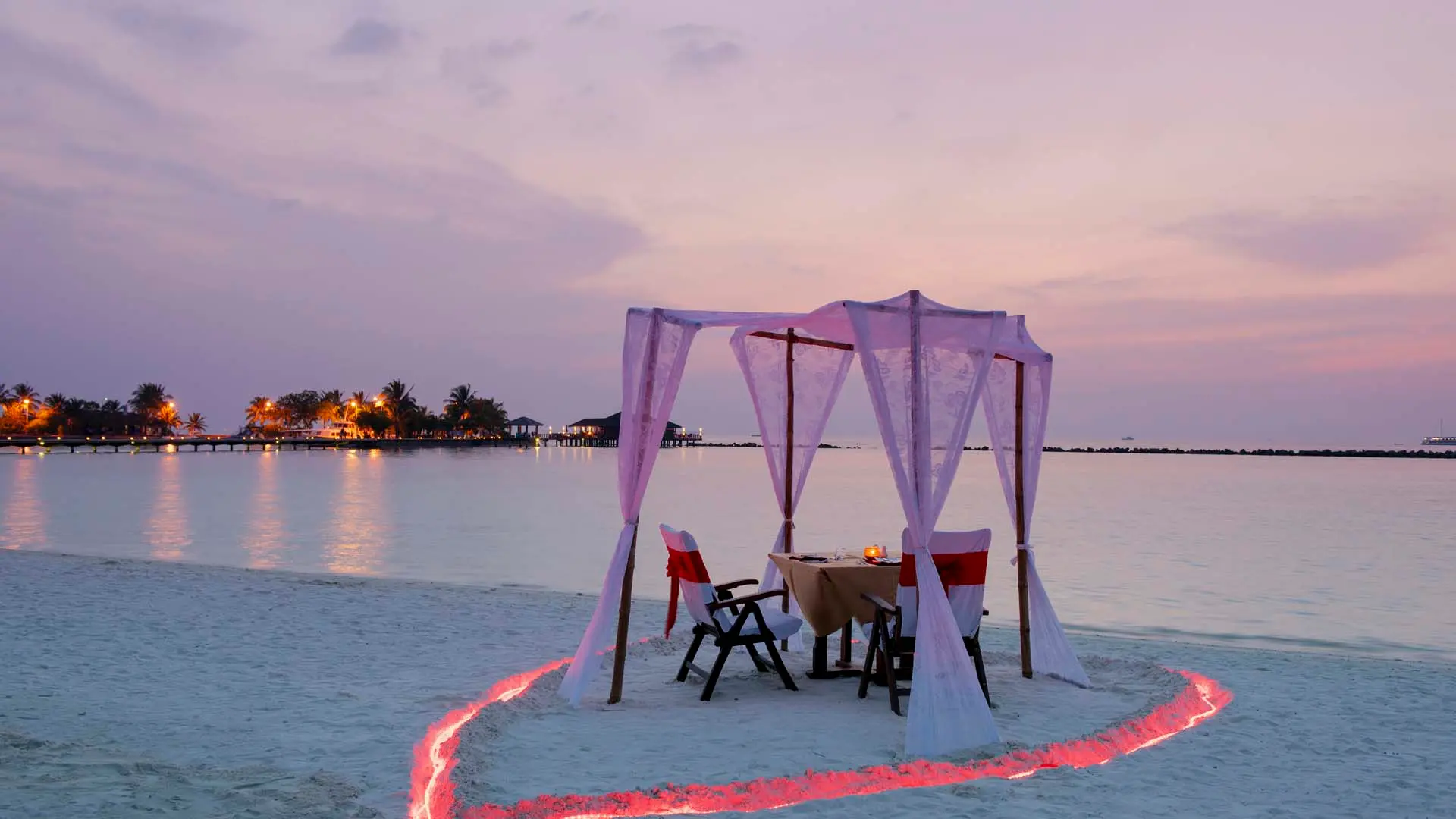 Hotel review Restaurants & Bars' - Paradise Island Resort & Spa - 18