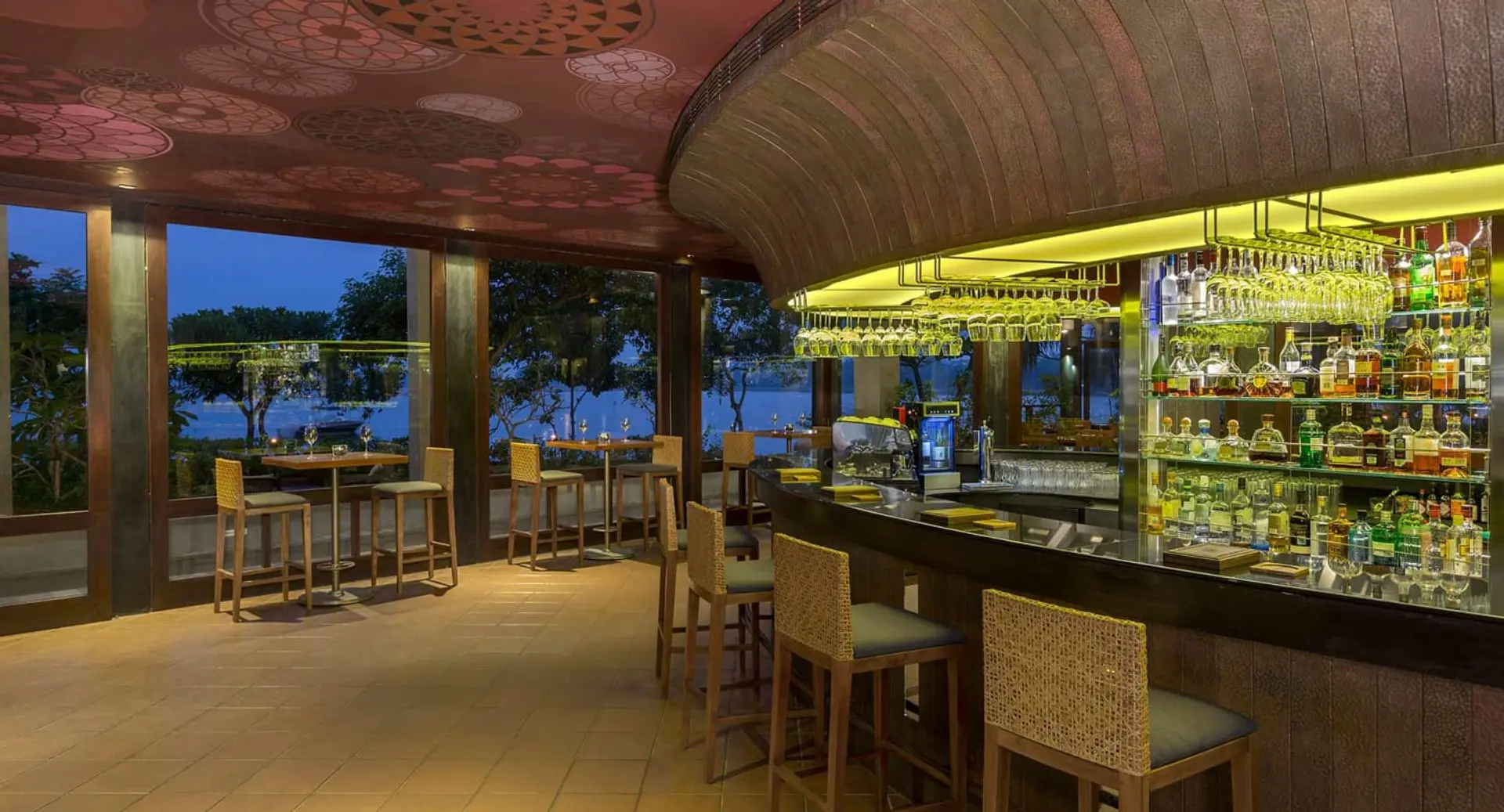Hotel review Restaurants & Bars' - Anantara Kalutara Resort - 2