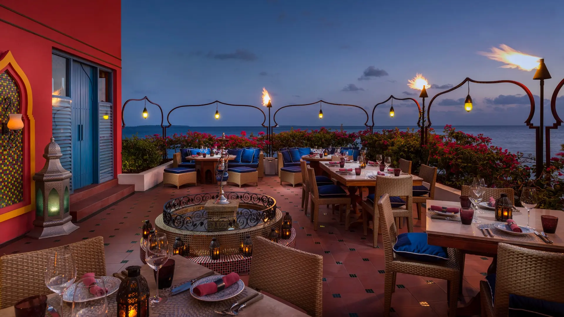 Hotel review Restaurants & Bars' - Four Seasons Resort Maldives at Landaa Giraavaru - 5