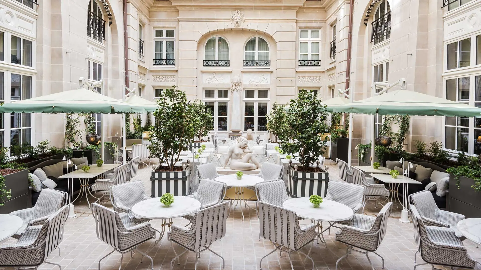 Hotel review Restaurants & Bars' - Hôtel de Crillon, A Rosewood Hotel  - 5
