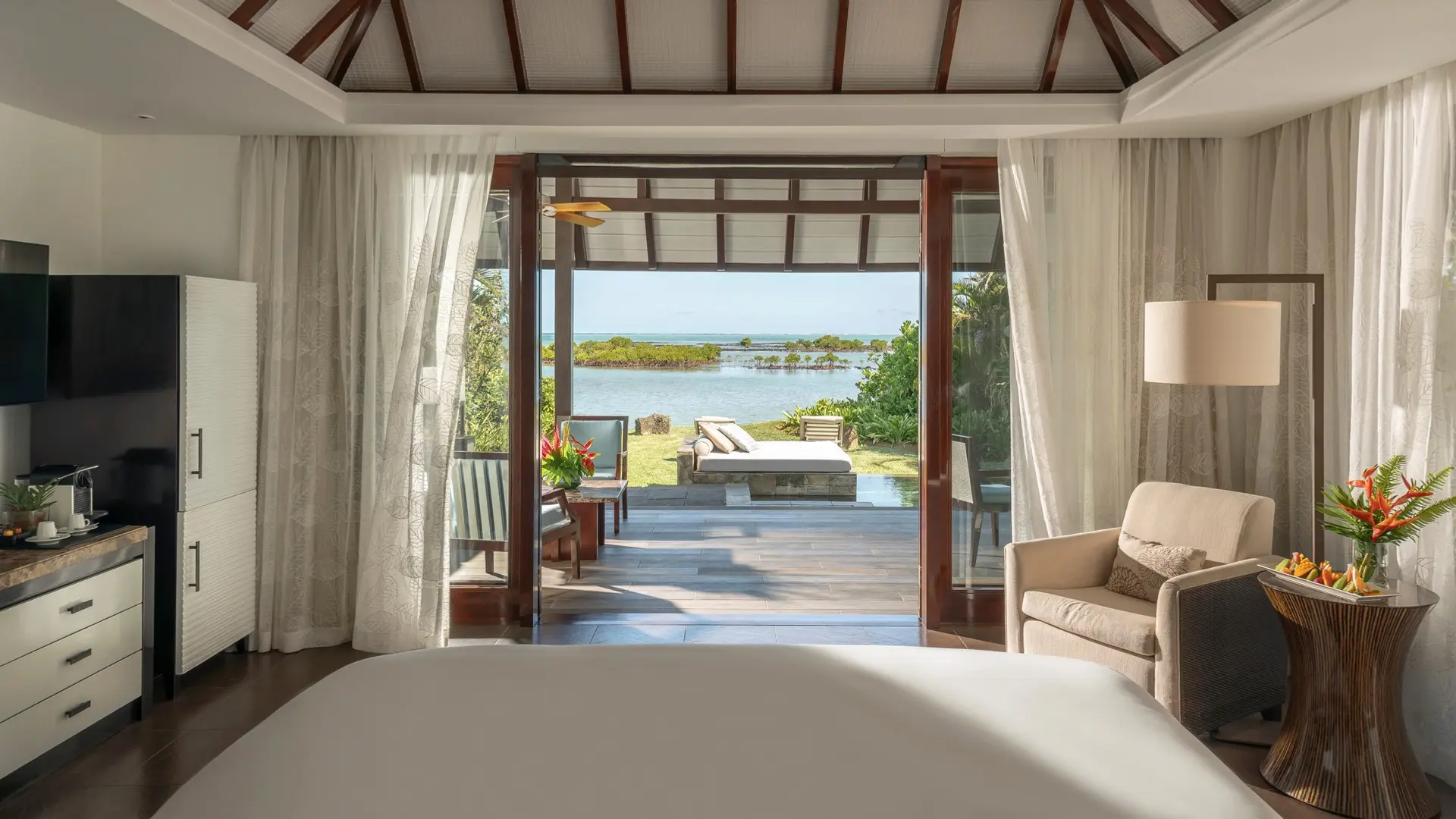 Hotel review Accommodation' - Four Seasons Resort Mauritius at Anahita - 12