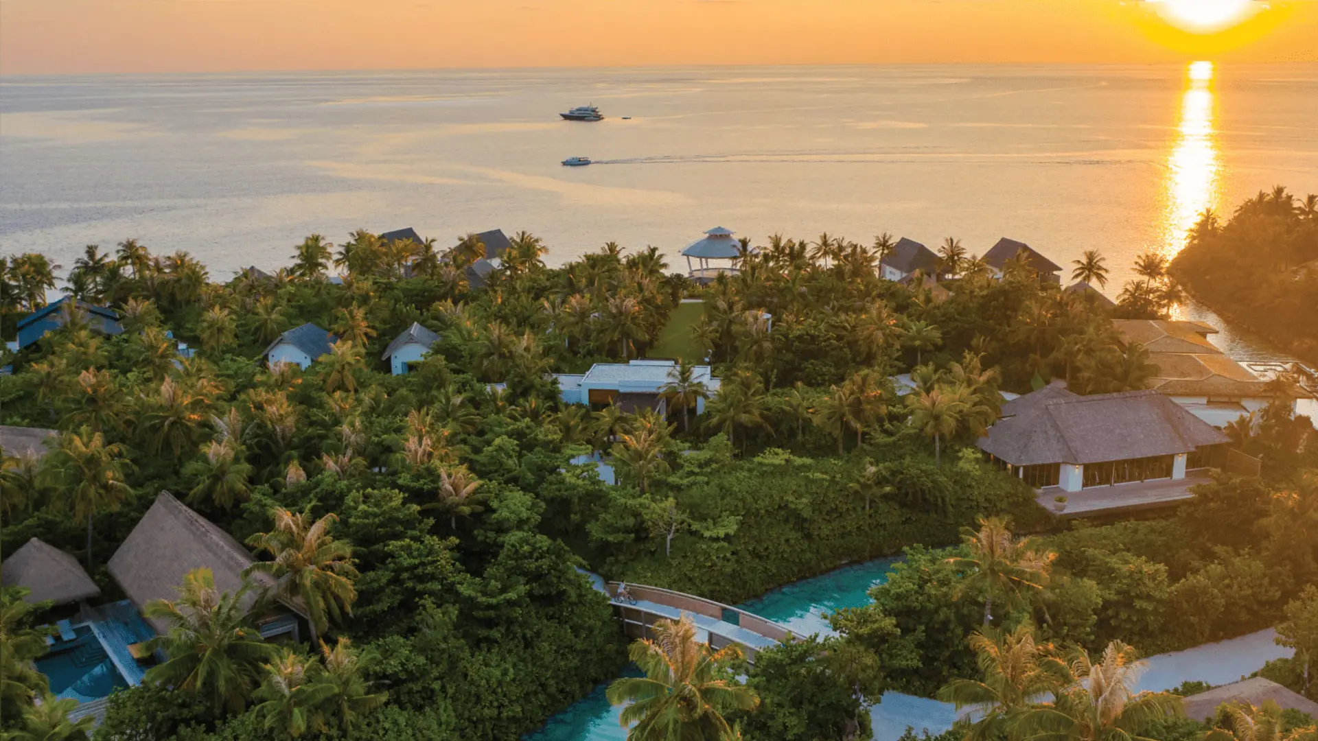 Hotel review What We Love' - Waldorf Astoria Maldives Ithaafushi - 0