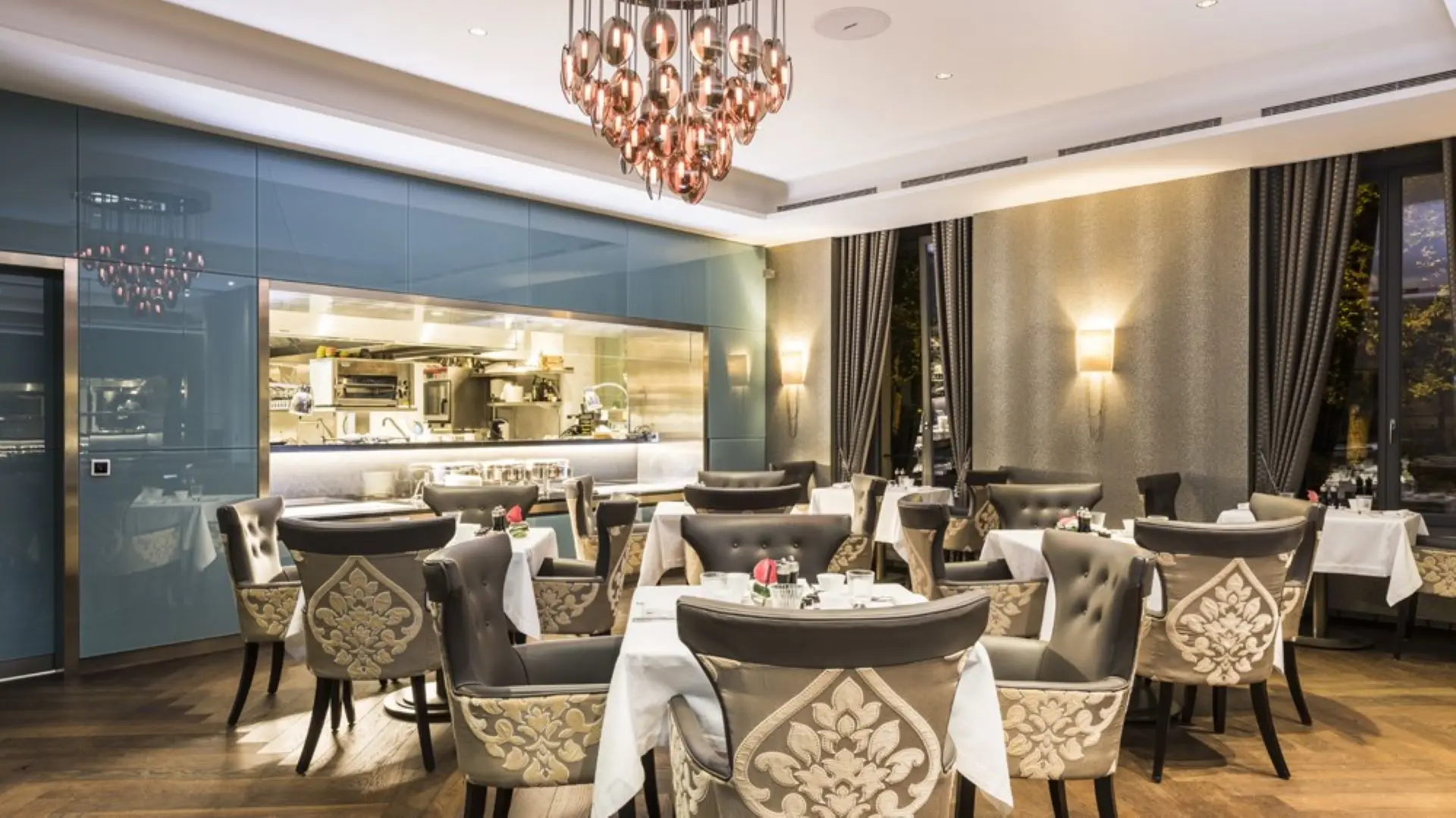 Hotel review Restaurants & Bars' - Hôtel Royal Savoy Lausanne - 3