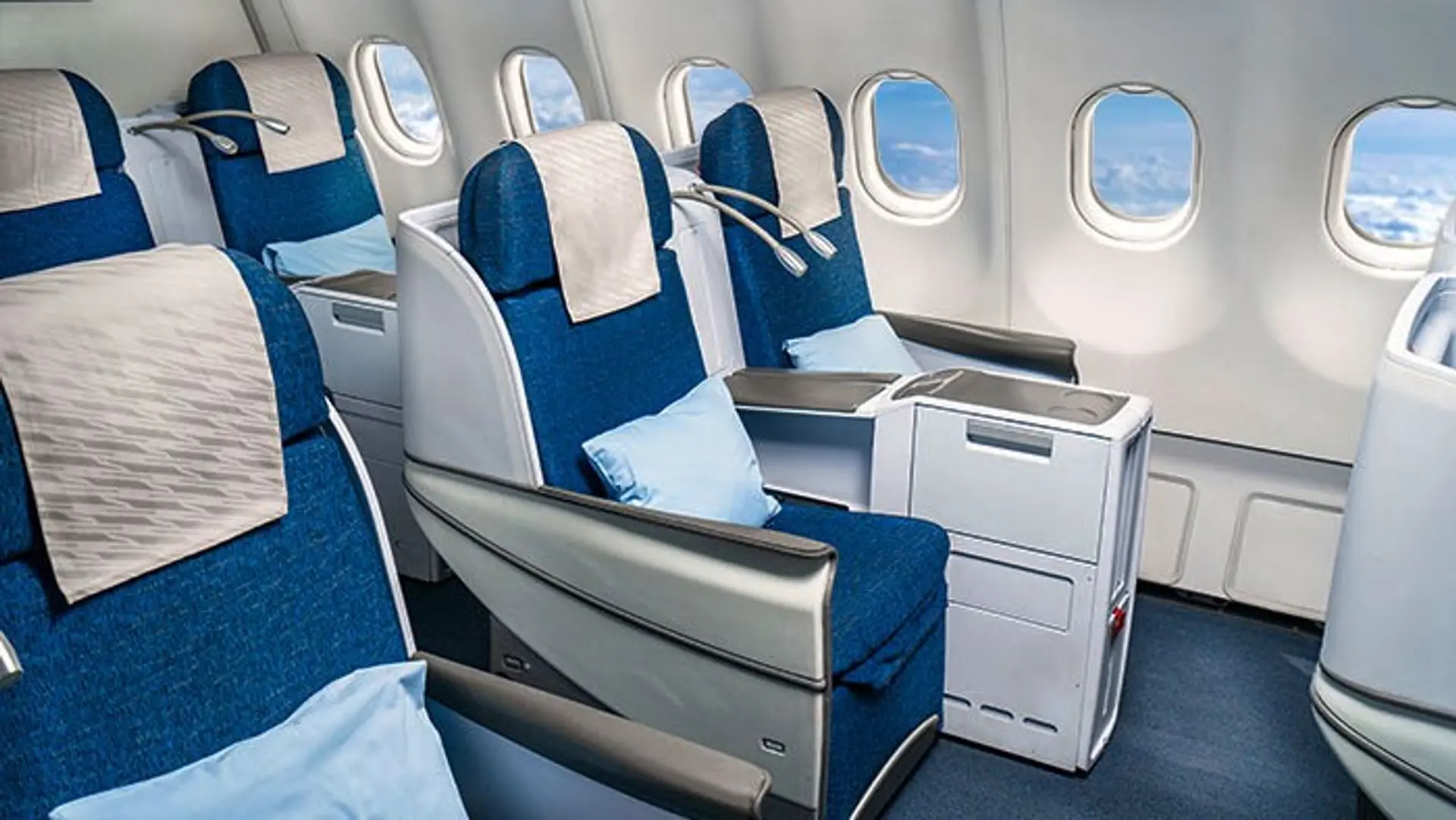 Airline review Cabin & Seat - Kuwait Airways - 4