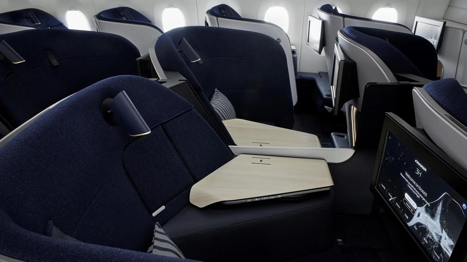 Airline review Cabin & Seat - Finnair - 3
