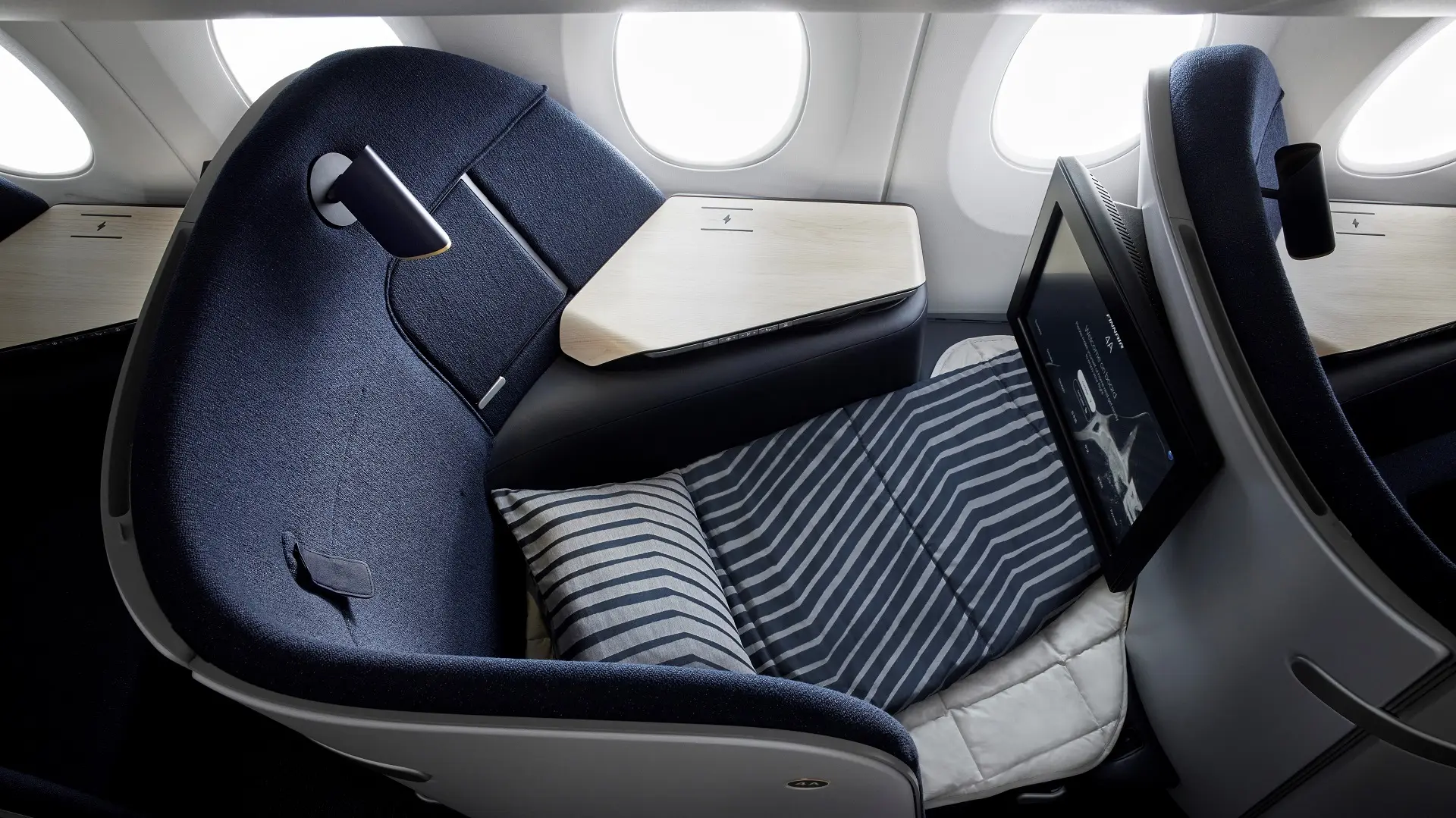 Airline review Cabin & Seat - Finnair - 2