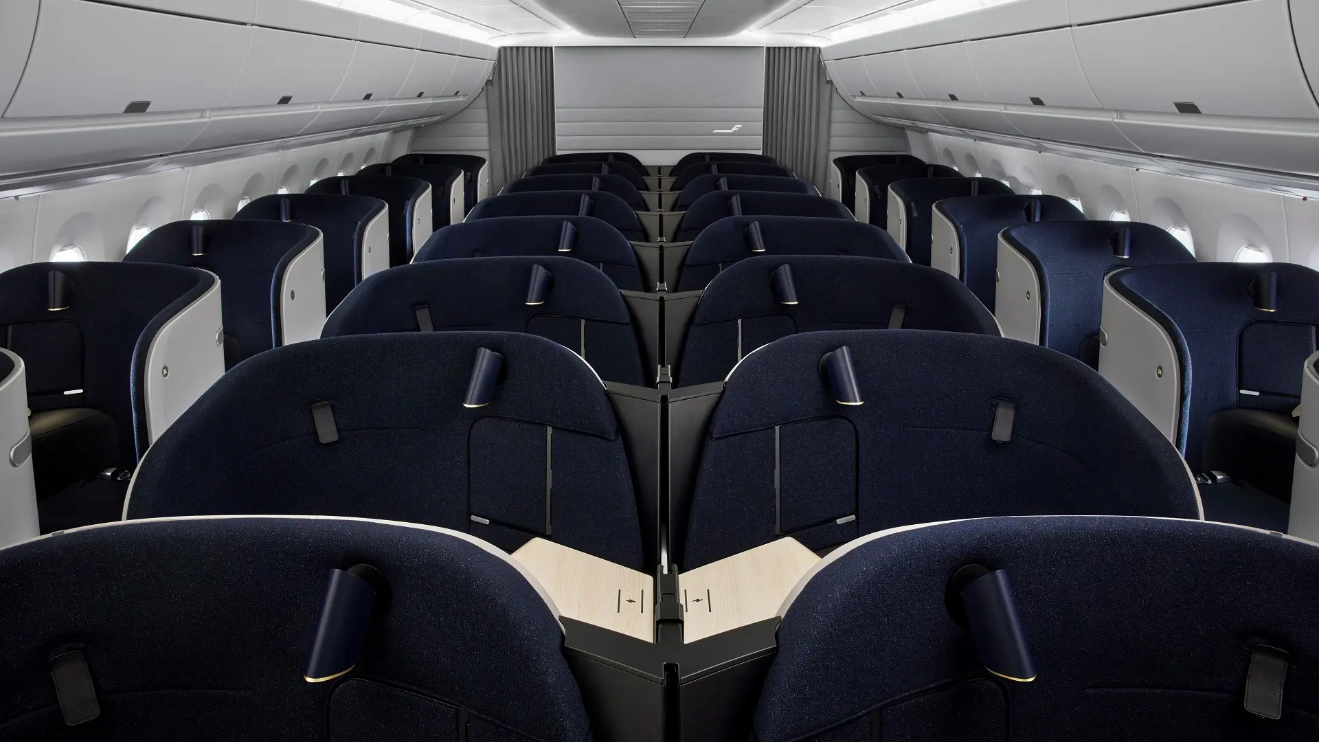 Airline review Cabin & Seat - Finnair - 5