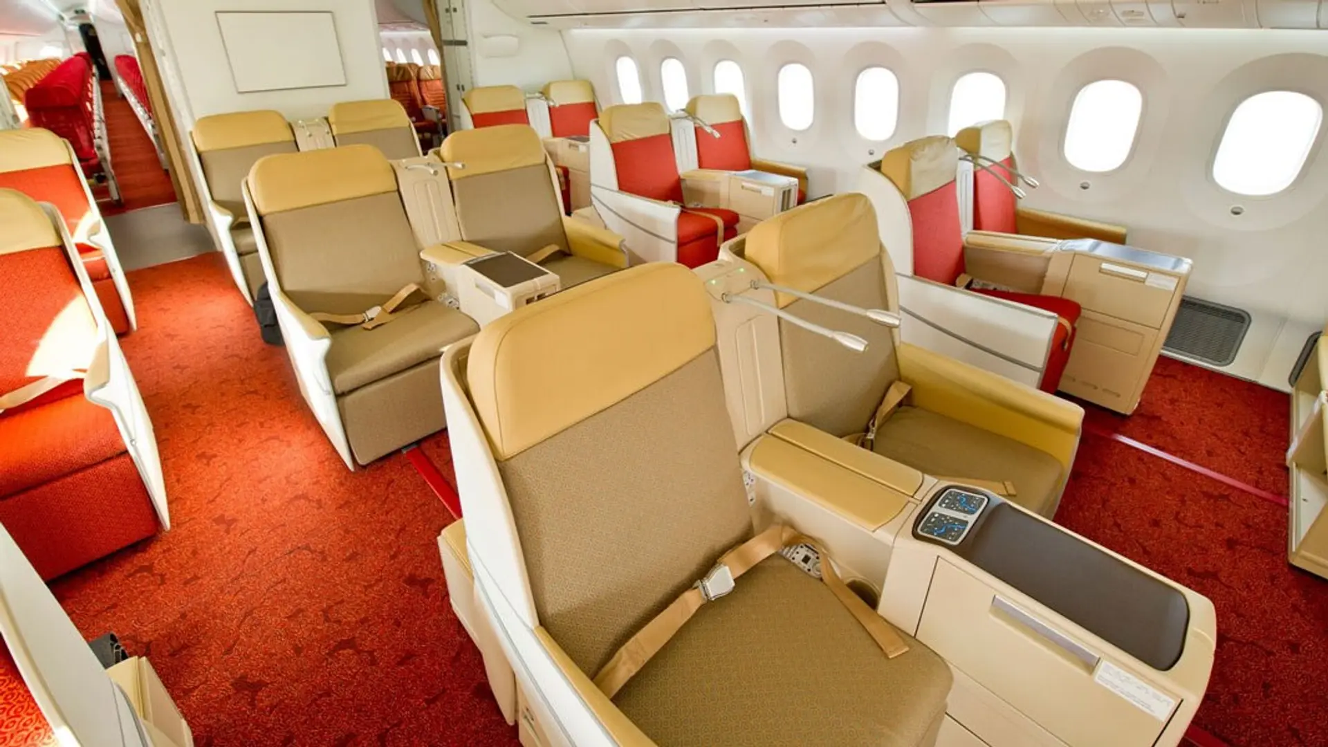 Airline review Cabin & Seat - Air India - 1