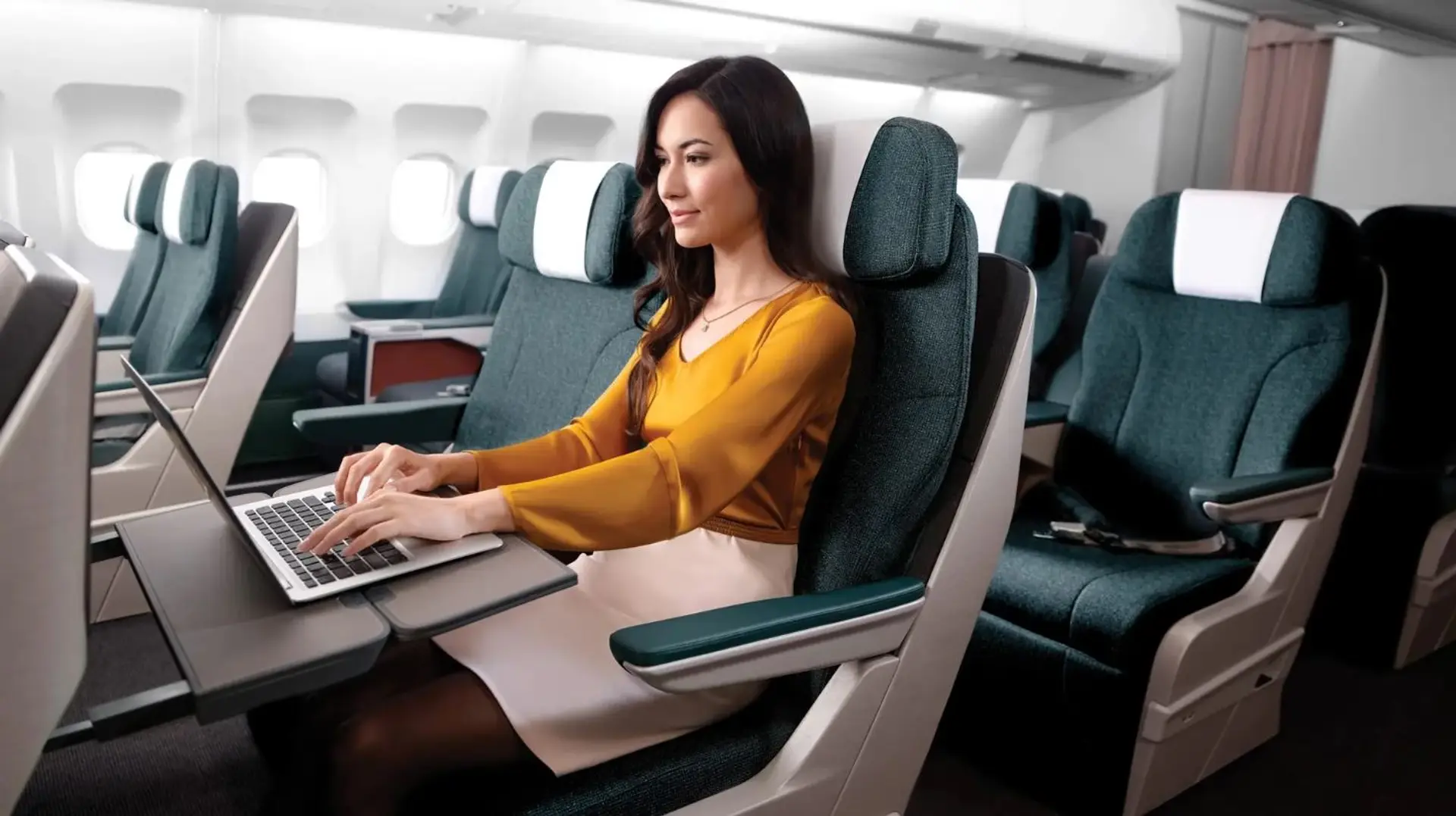 Airline review Short- & Medium-haul - Cathay Pacific - 3