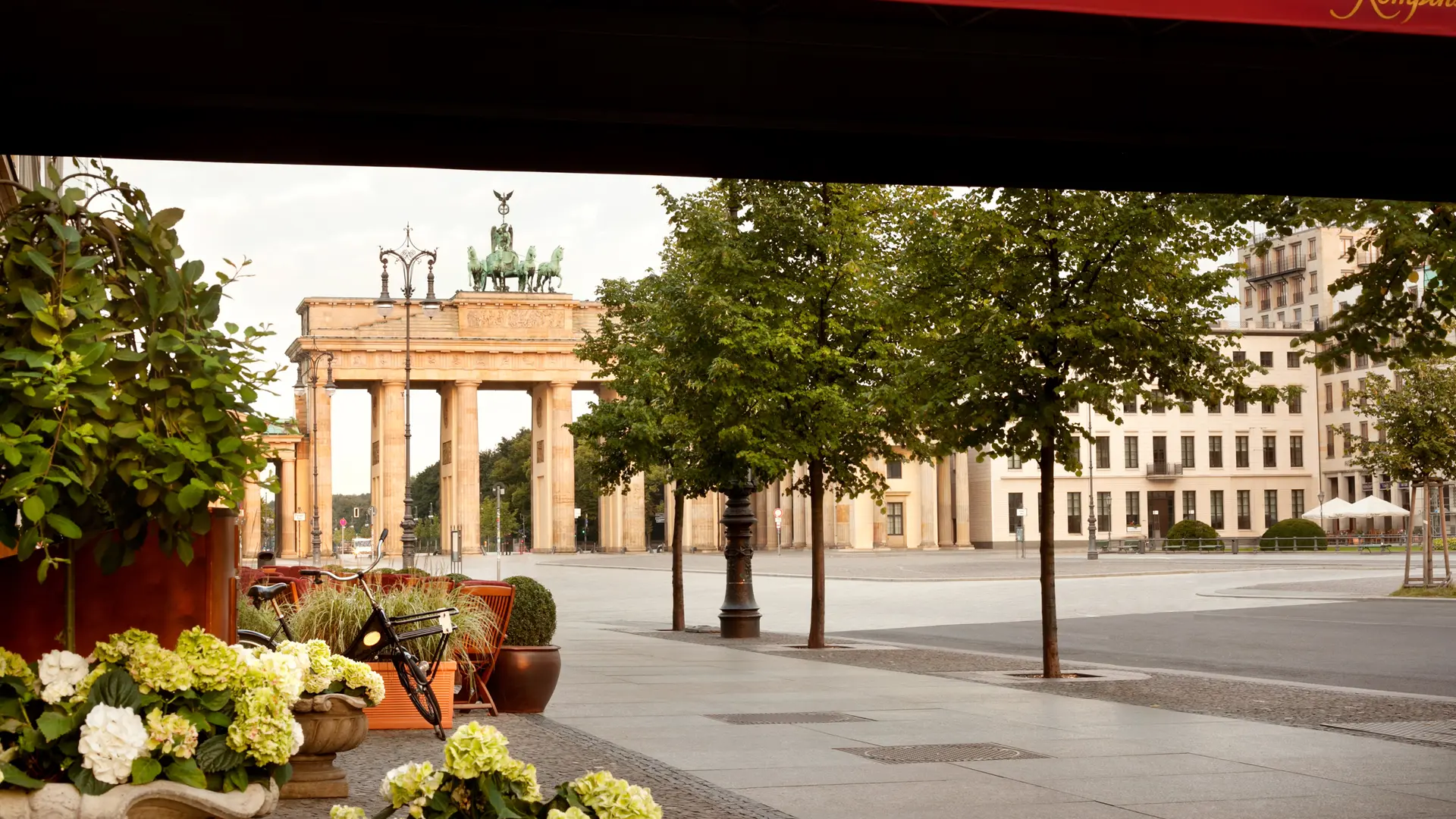 Hotel review Location' - Hotel Adlon Kempinski Berlin - 1