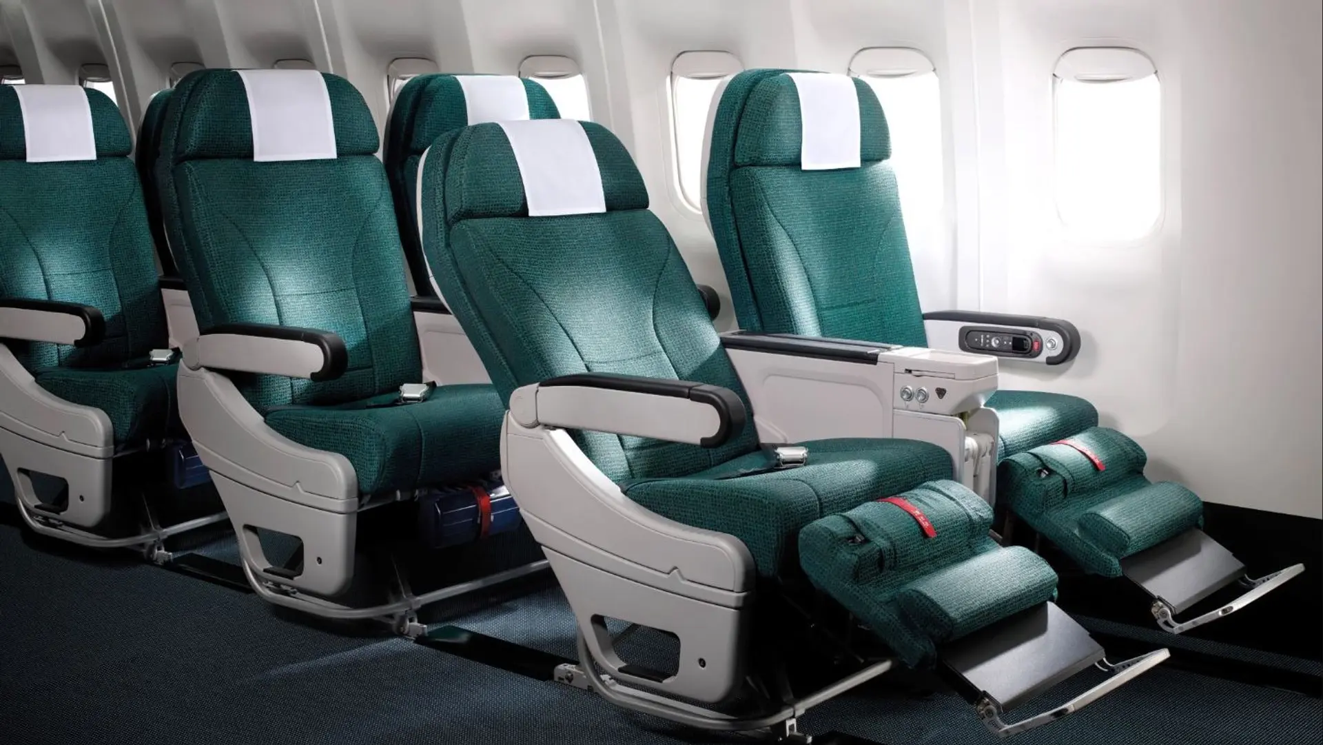 Cathay Pacific Premium Economy Seats