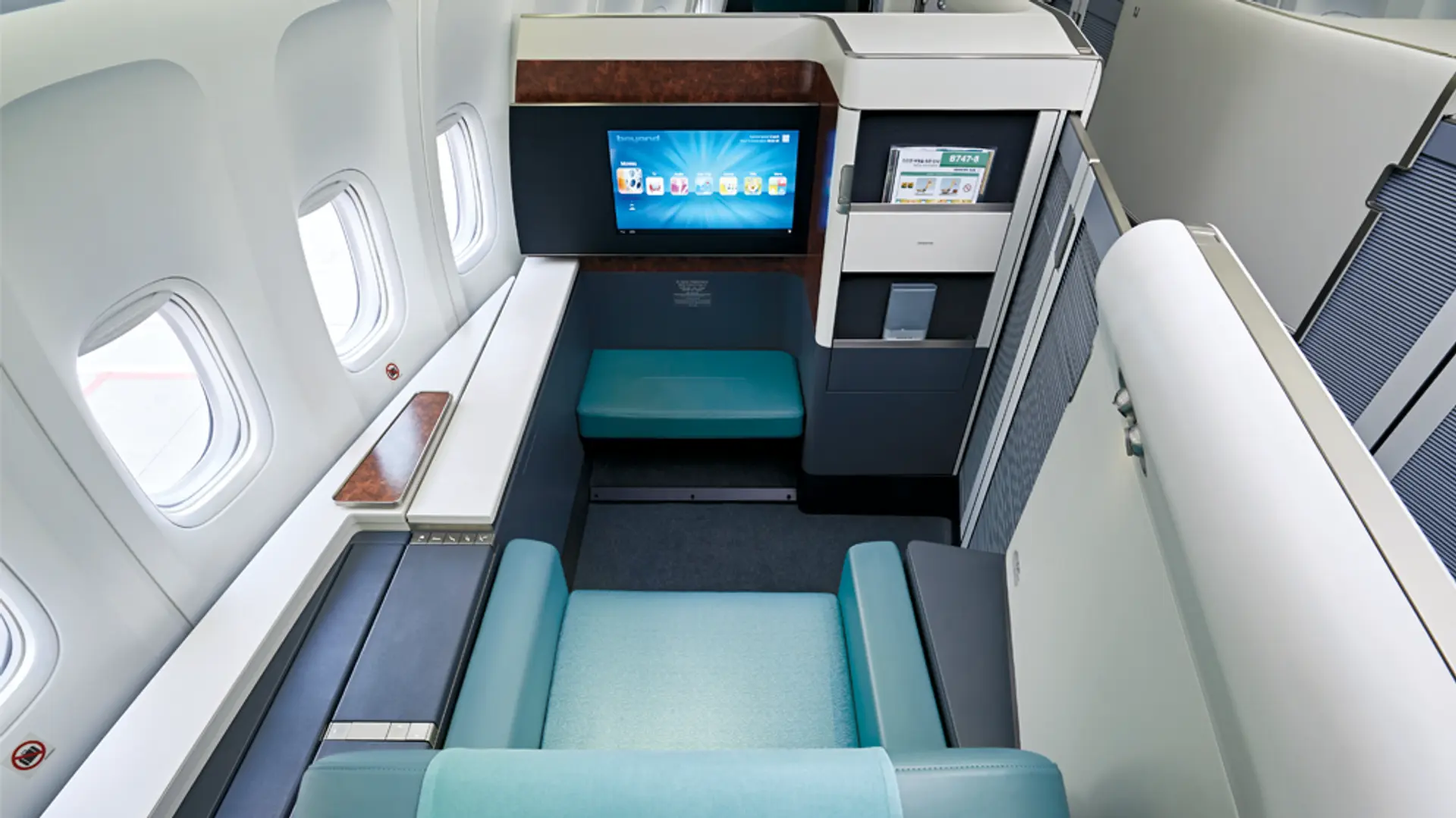 Airline review Cabin & Seat - Korean Air - 1