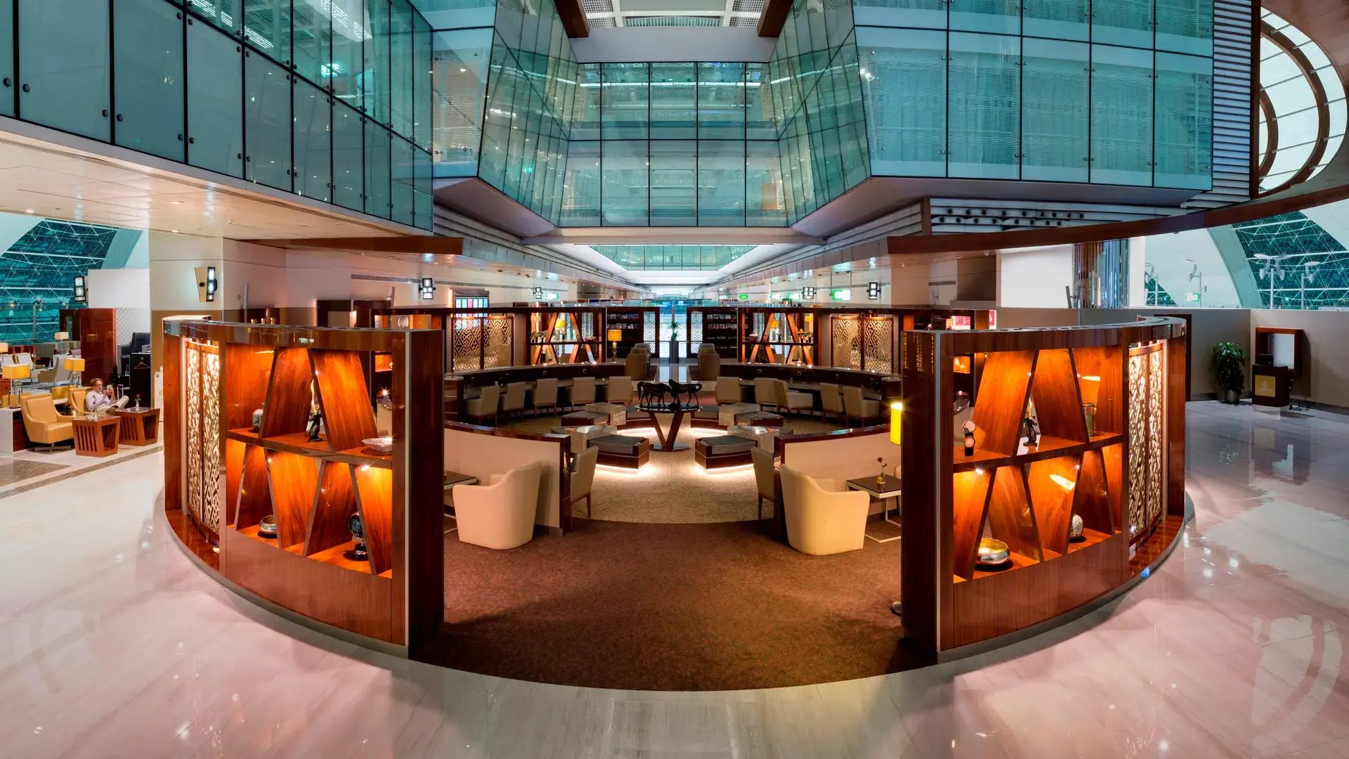 Emirates - Business Class Lounge, Dubai International Airport