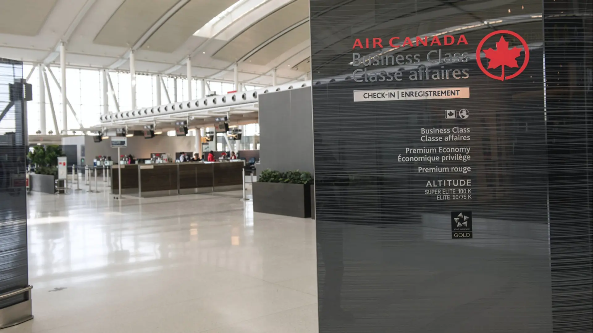 Airline review Airport experience - Air Canada - 1
