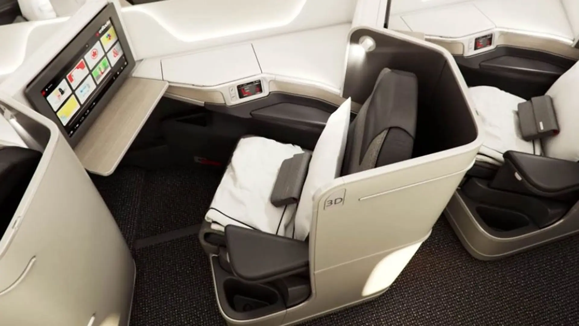 Airline review Cabin & Seat - Air Canada - 5