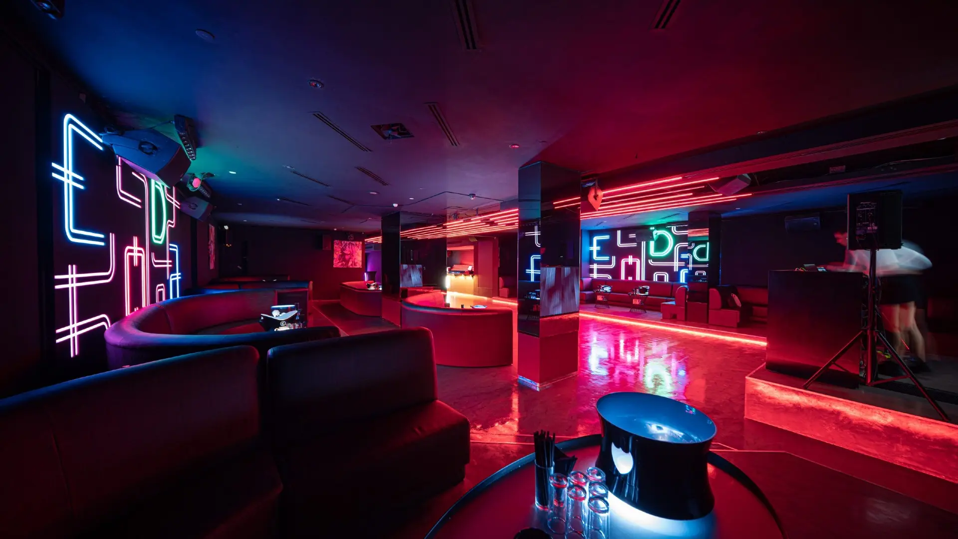 Destinations Toplists - 10 Best Nightclubs in Dubai