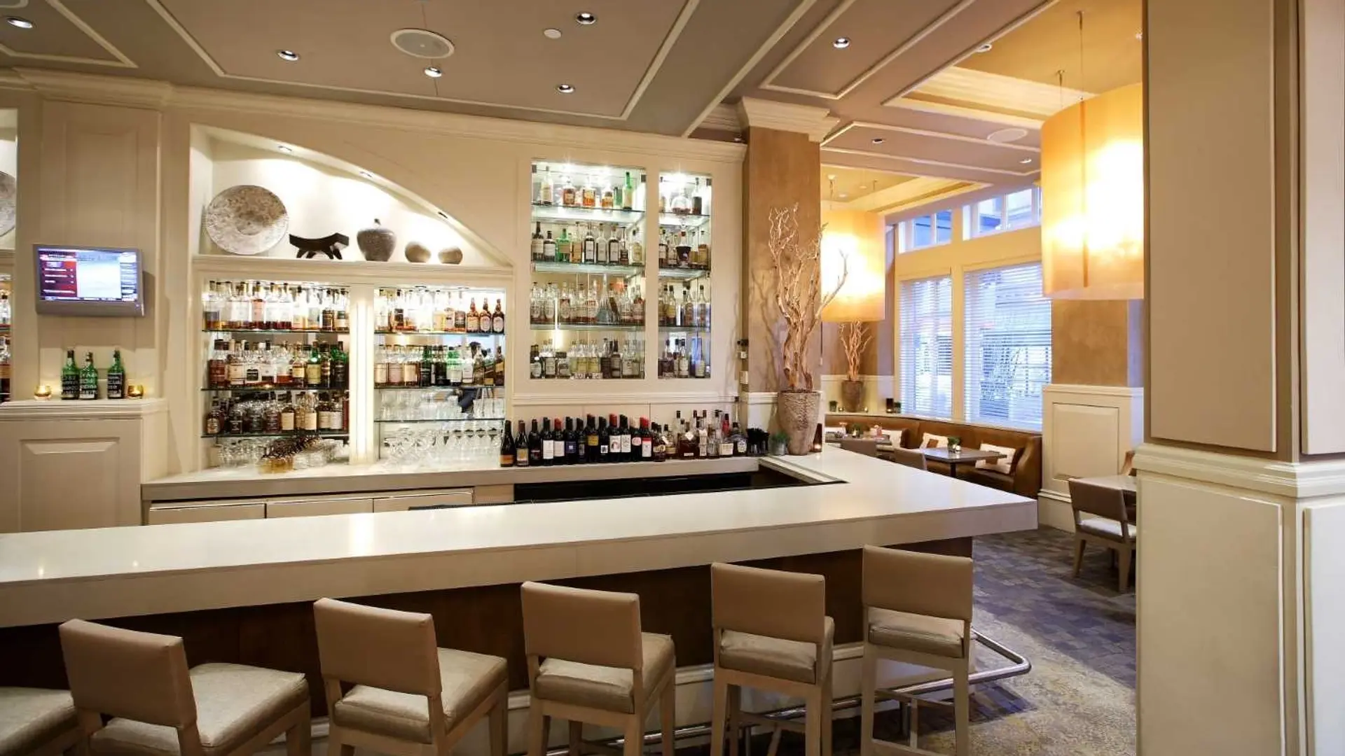 Hotel review Restaurants & Bars' - XV Beacon Hotel - 0
