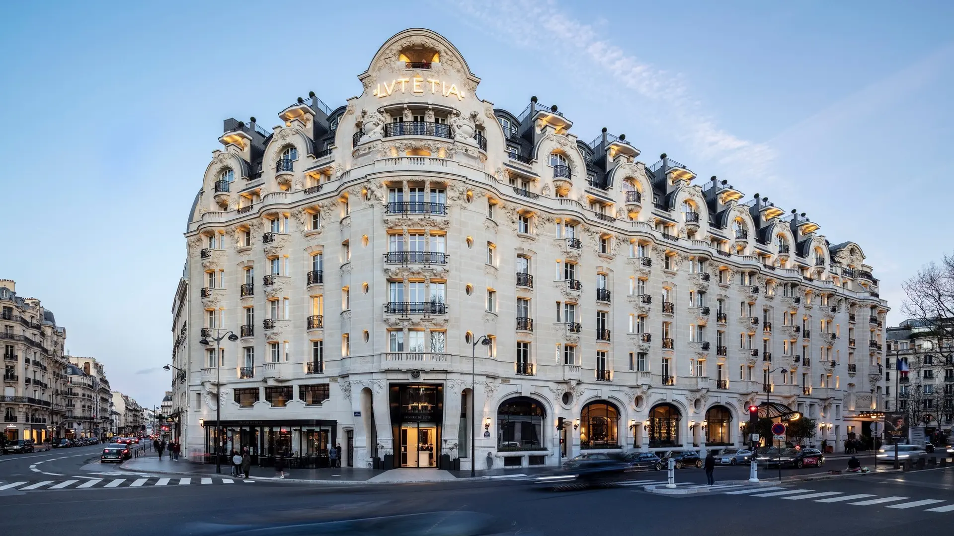 Outside view of Lutetia hotel paris seen from the street