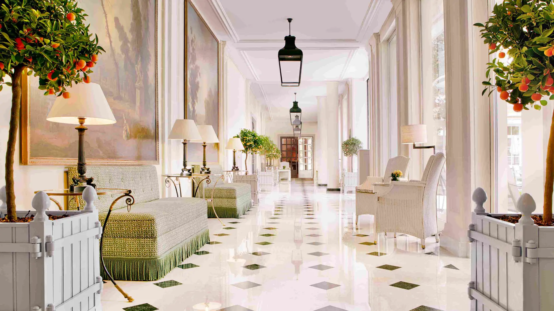 Hotel review Style' - Le Bristol Paris - 0