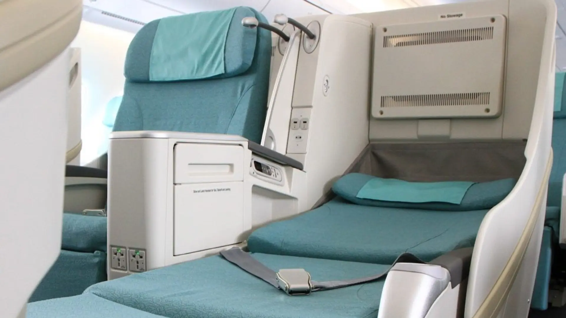 Airline review Cabin & Seat - Korean Air - 7