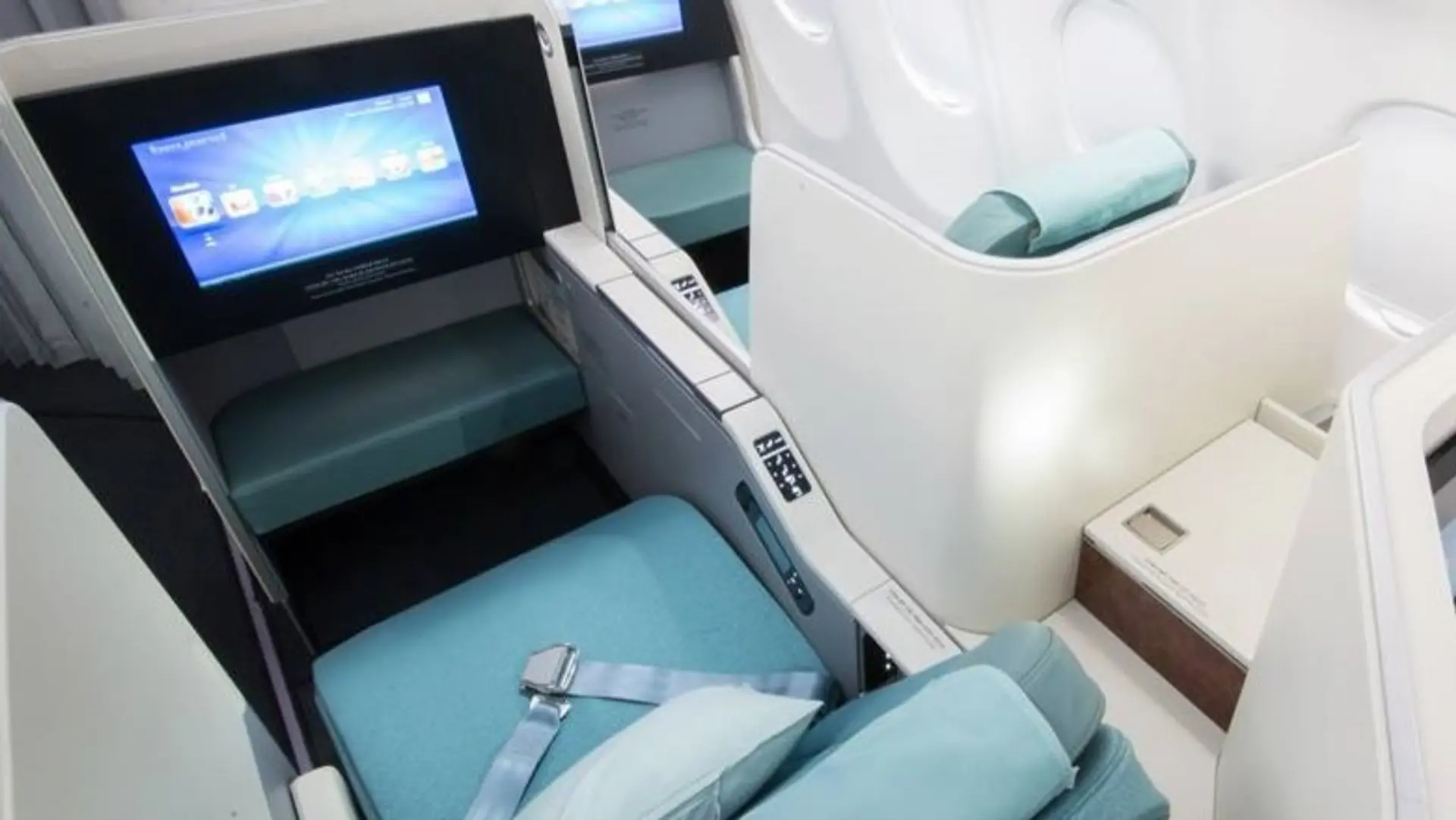 Airline review Cabin & Seat - Korean Air - 3