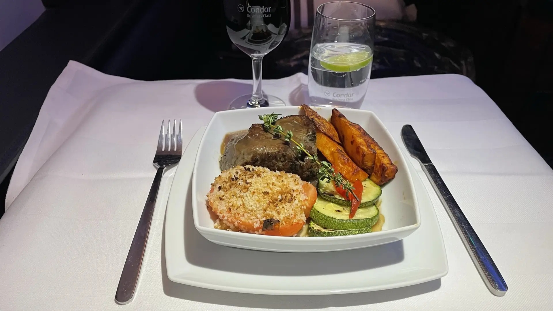 Airline review Cuisine - Condor - 16