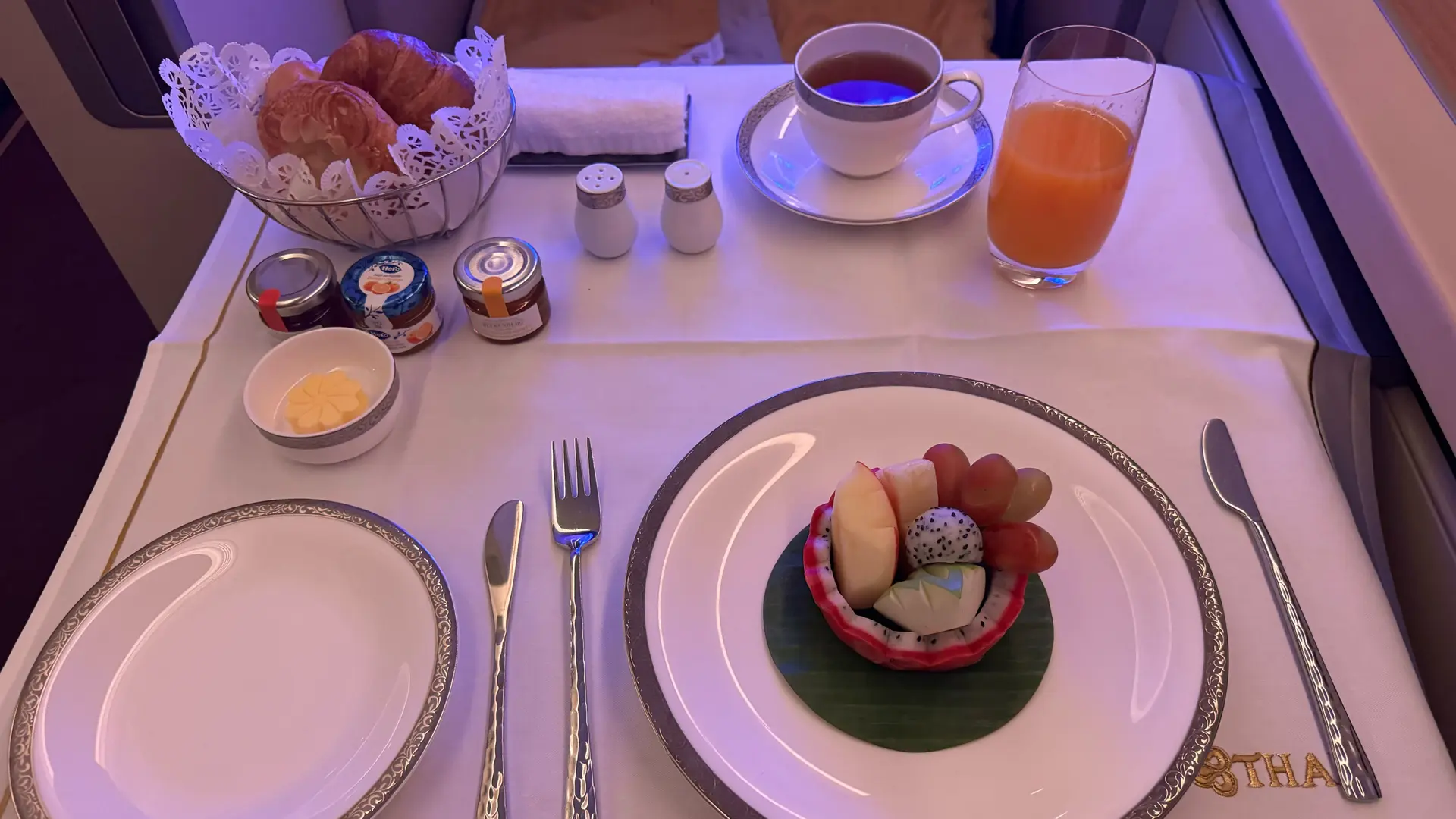 Airline review Cuisine - Thai Airways - 4