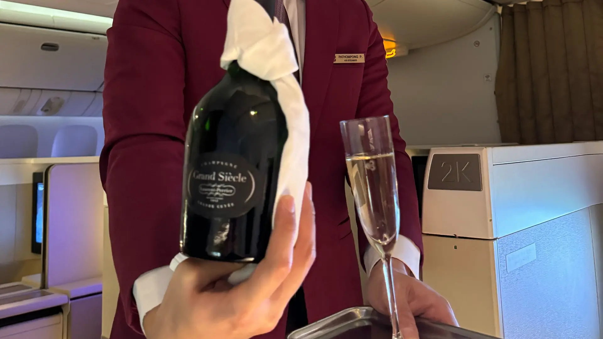 Airline review Beverages - Thai Airways - 1