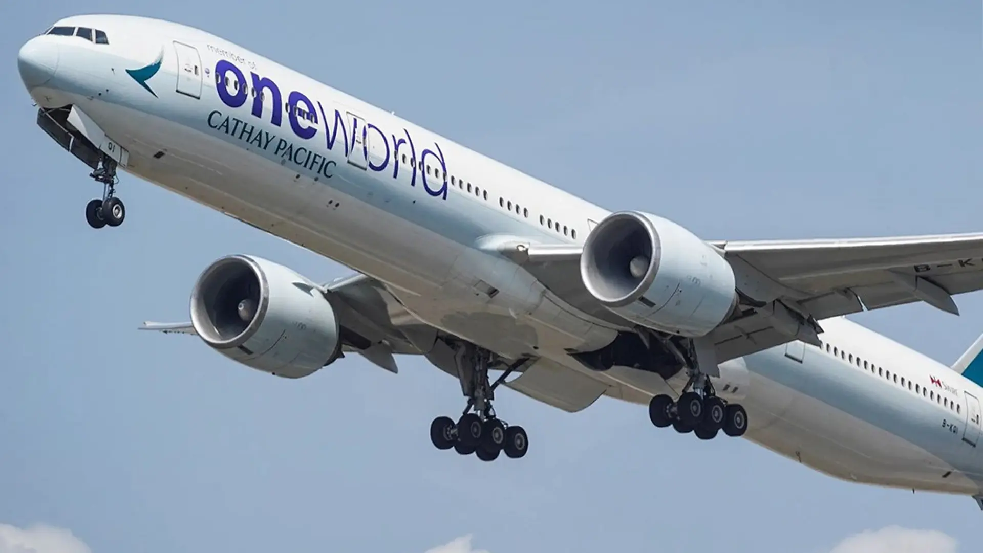 Airlines News - oneworld and The Connaught, London mix sweet cocktails together
