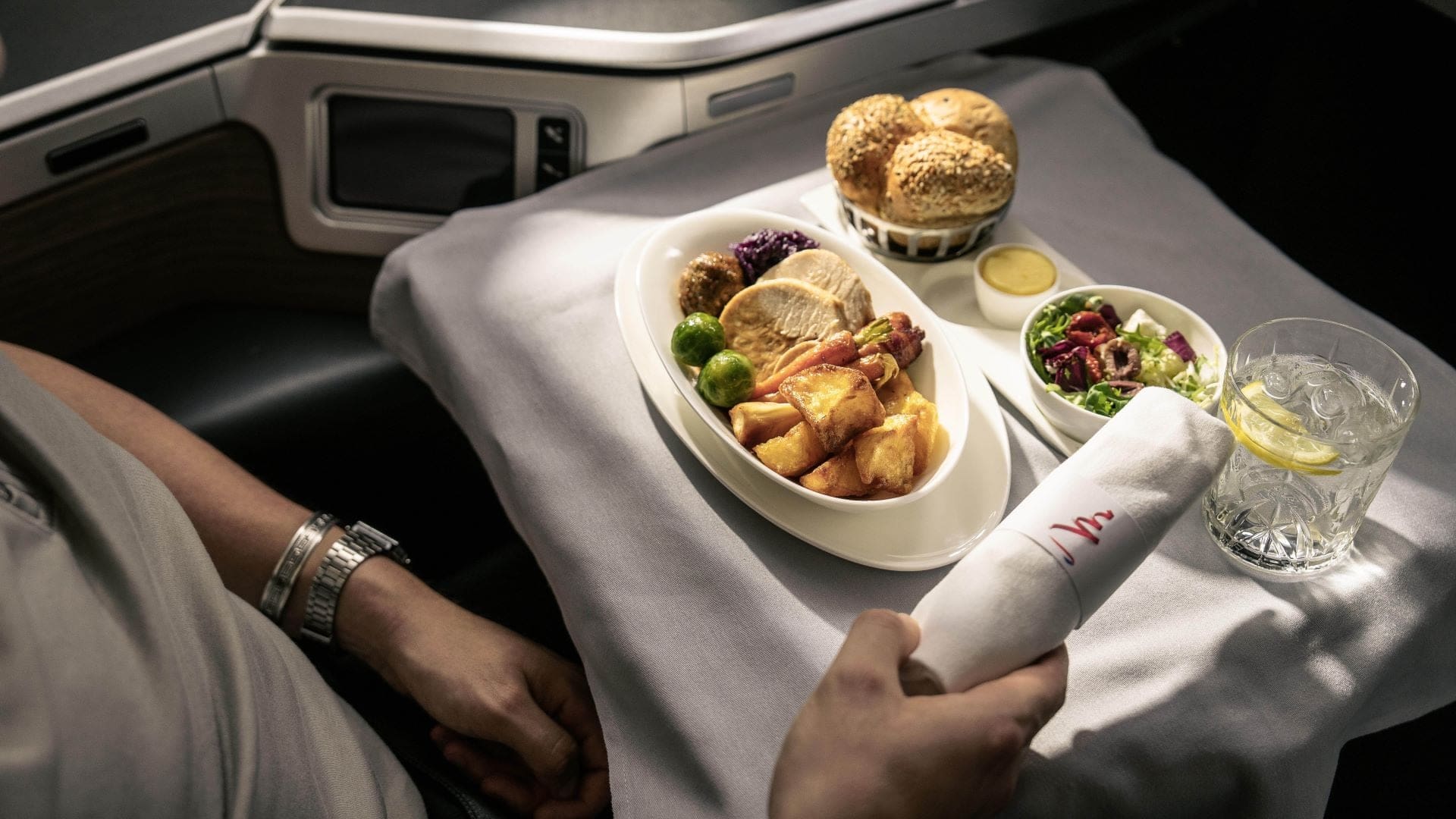 British Airways unveils Christmas Menus