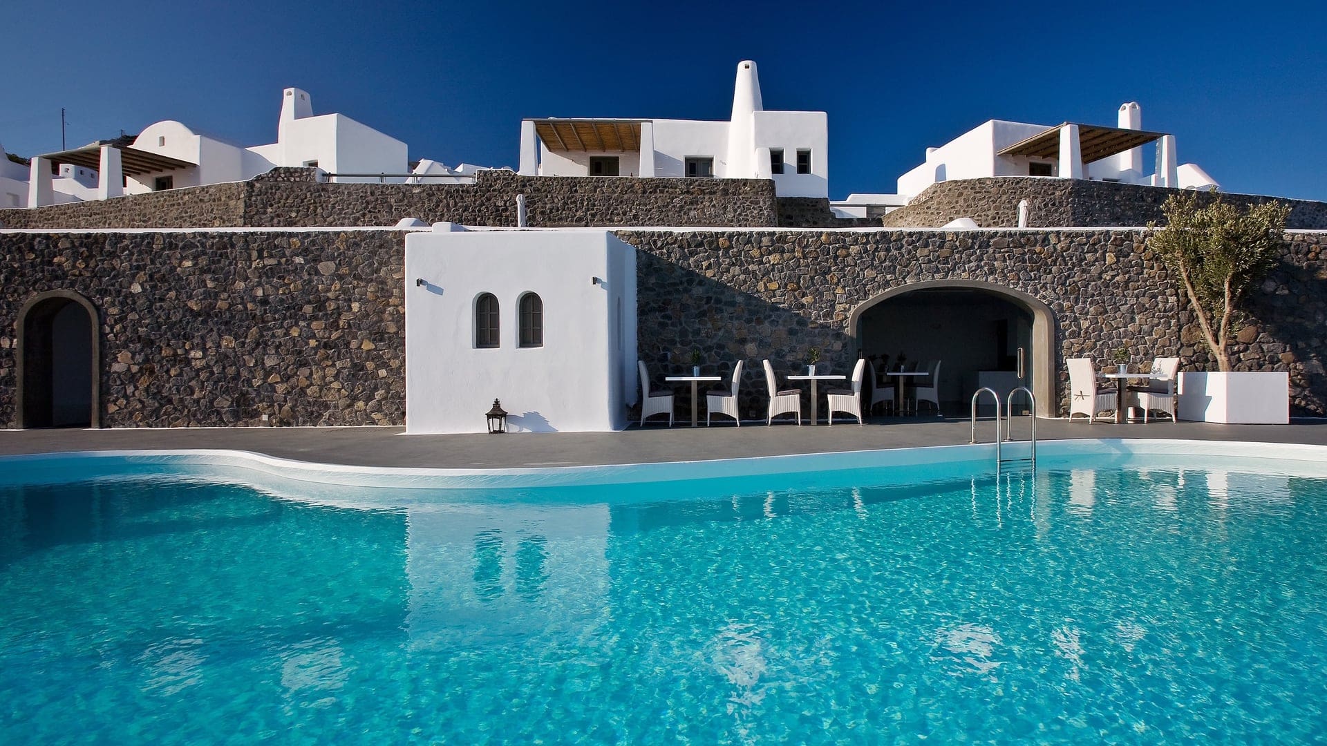 Hotels Toplists - 10 Best Luxury Hotels in Santorini