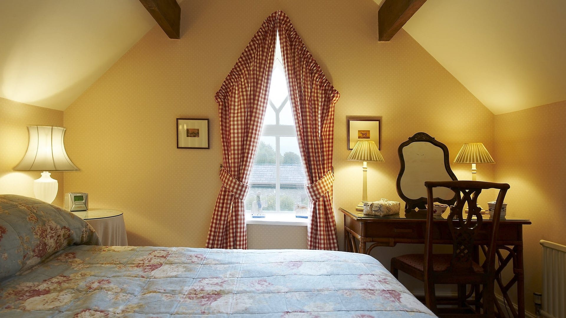 Hotel review Accommodation' - Bodysgallen Hall & Spa - 5