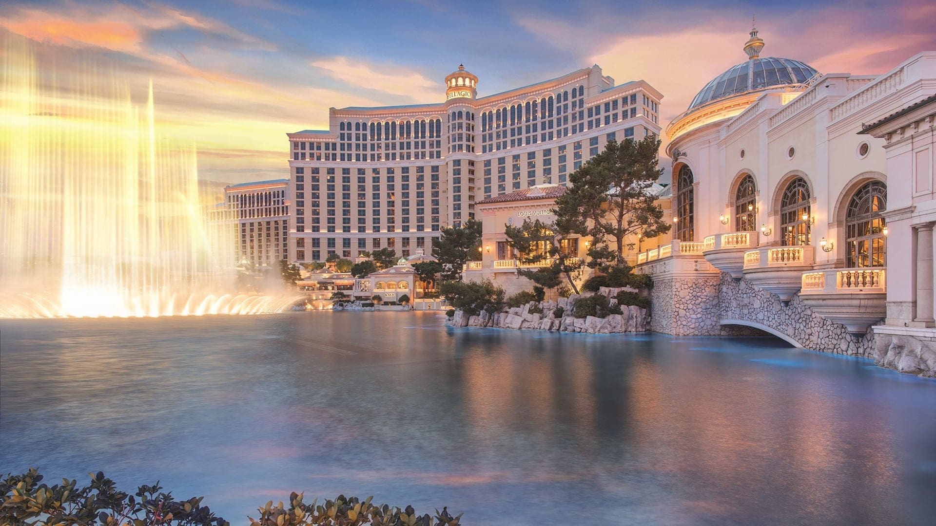 10 Best Luxury Hotels in Las Vegas image