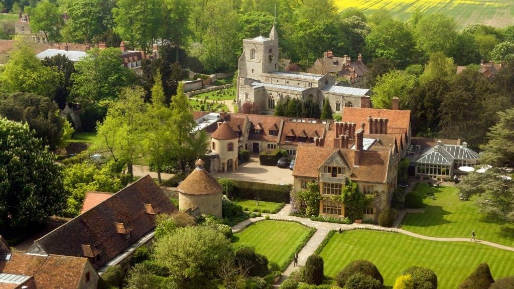 Hotels Toplists - 17 Best Country House Hotels in the UK