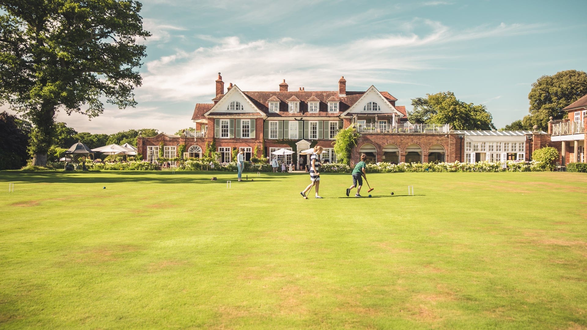 Hotel review Location' - Chewton Glen Hotel - 4