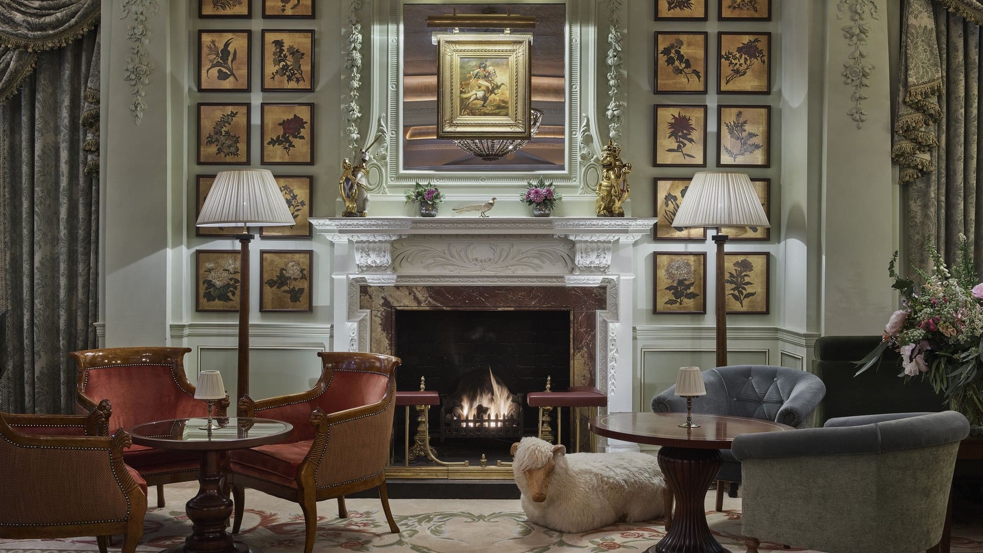 Hotels Toplists - Queen Elizabeth II - Her Majesty's Favourite Hotels