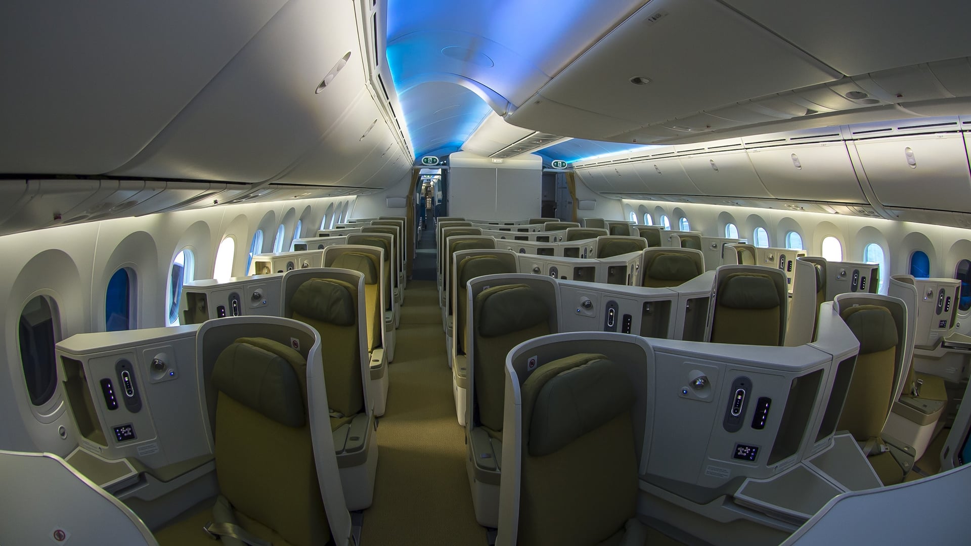 Airline review Cabin & Seat - Vietnam Airlines - 5