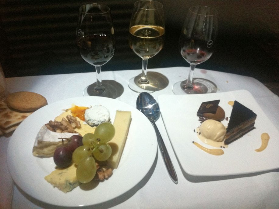 Första klass till New York del 2: Lufthansa First Class A340-600 - 10