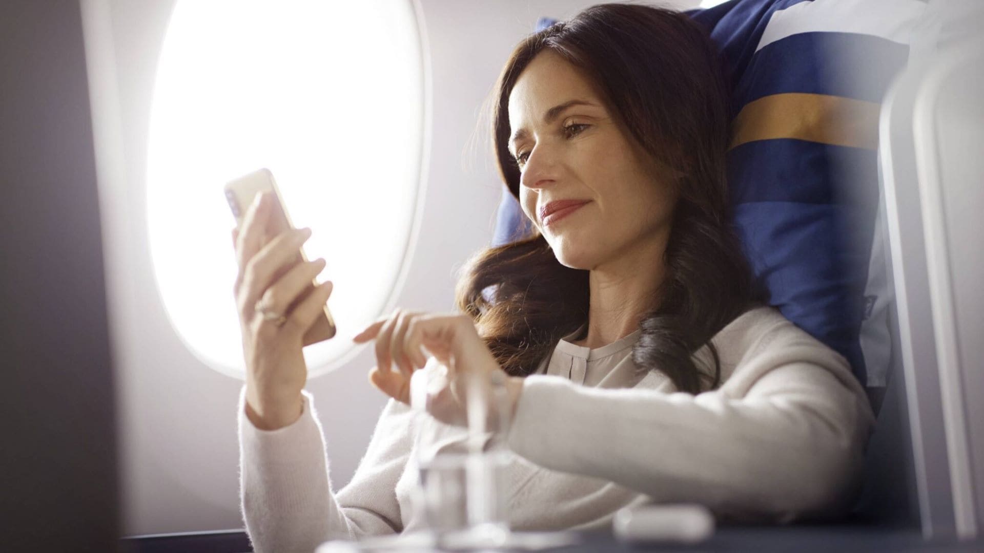 Lufthansa offers free messaging on A320s in Europe