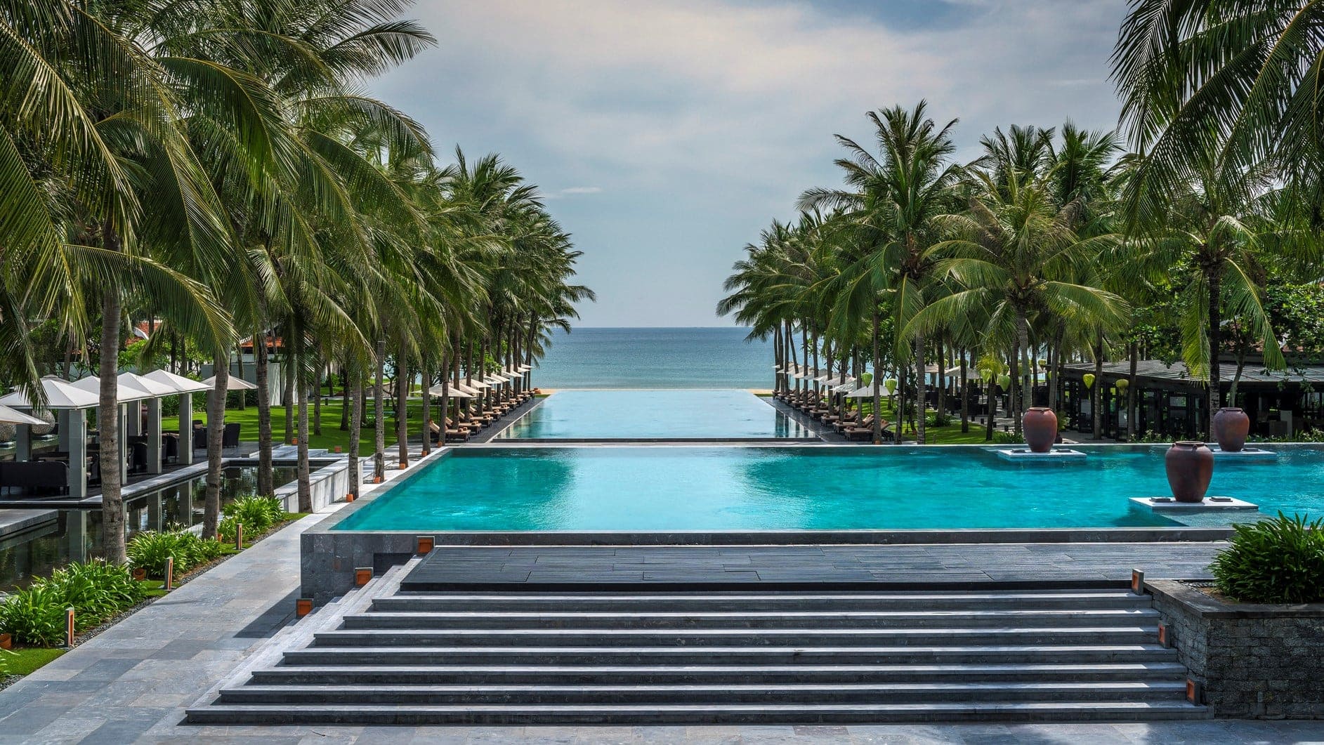 Hotels Toplists - 10 Best Infinity Swimming Pools