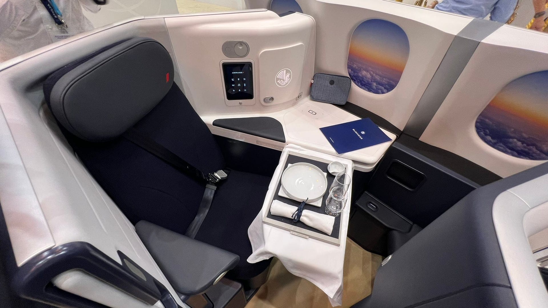 Air France unveils new A350 Business Class seat