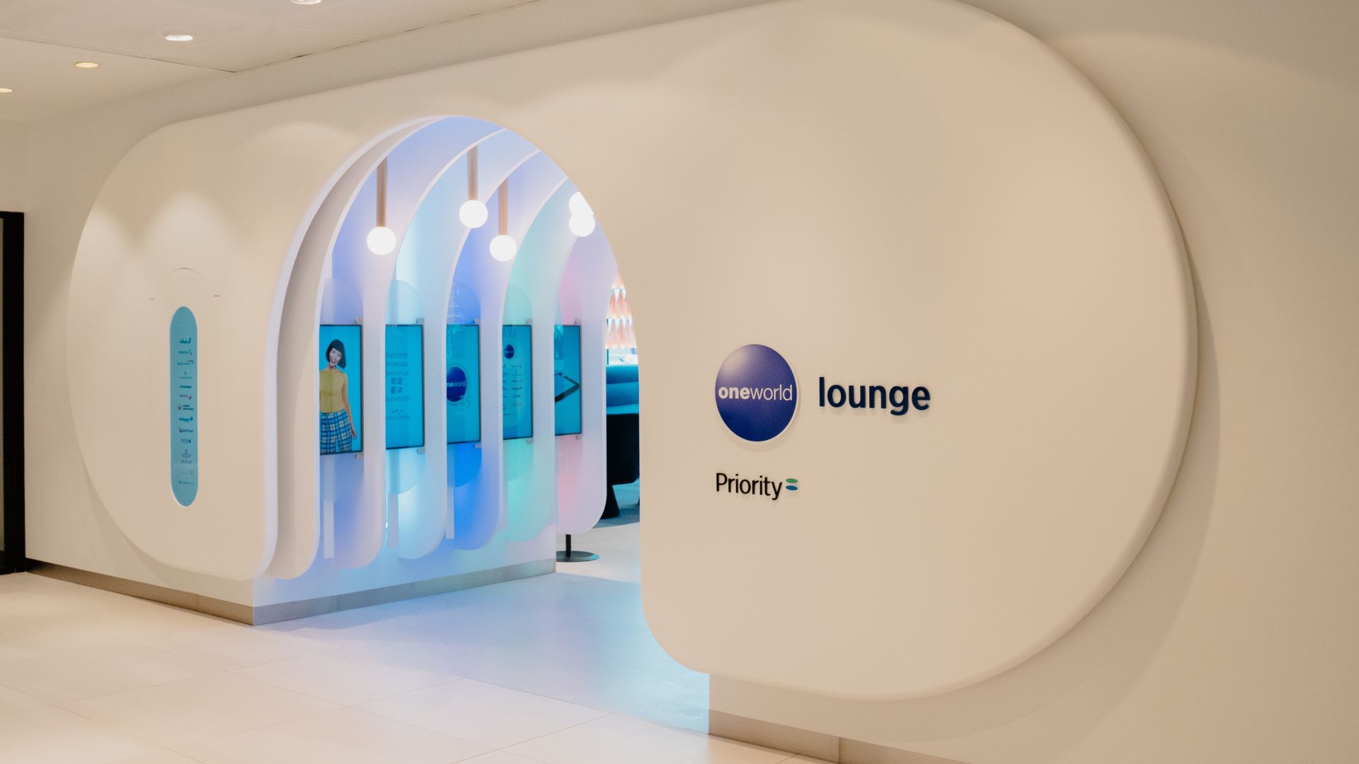 oneworld opens lounge in Amsterdam's Schiphol Airport image