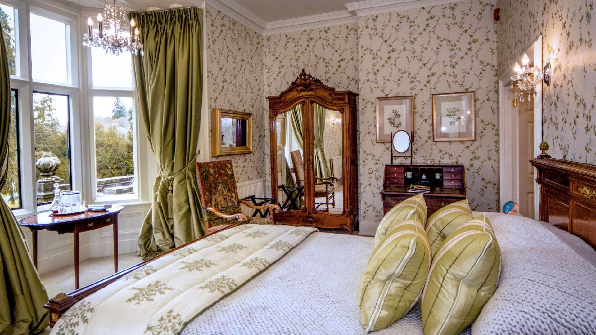 Hotel review Accommodation' - Palé Hall Hotel & Restaurant - 5