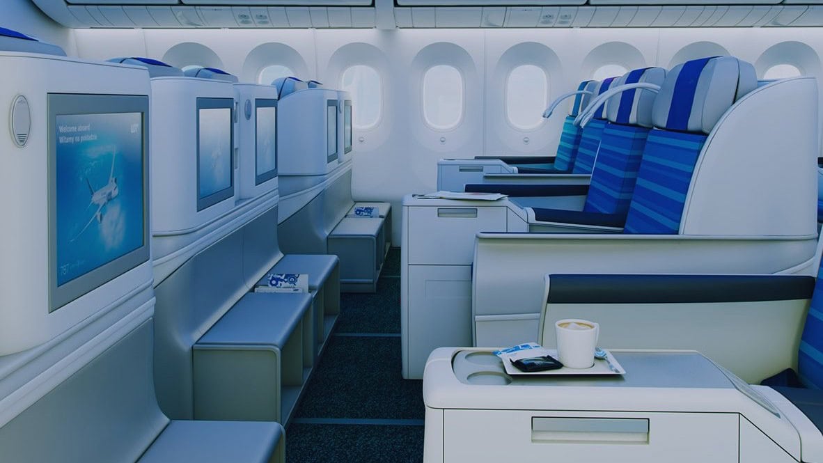 Airline review Beverages - LOT - Polish Airlines - 2