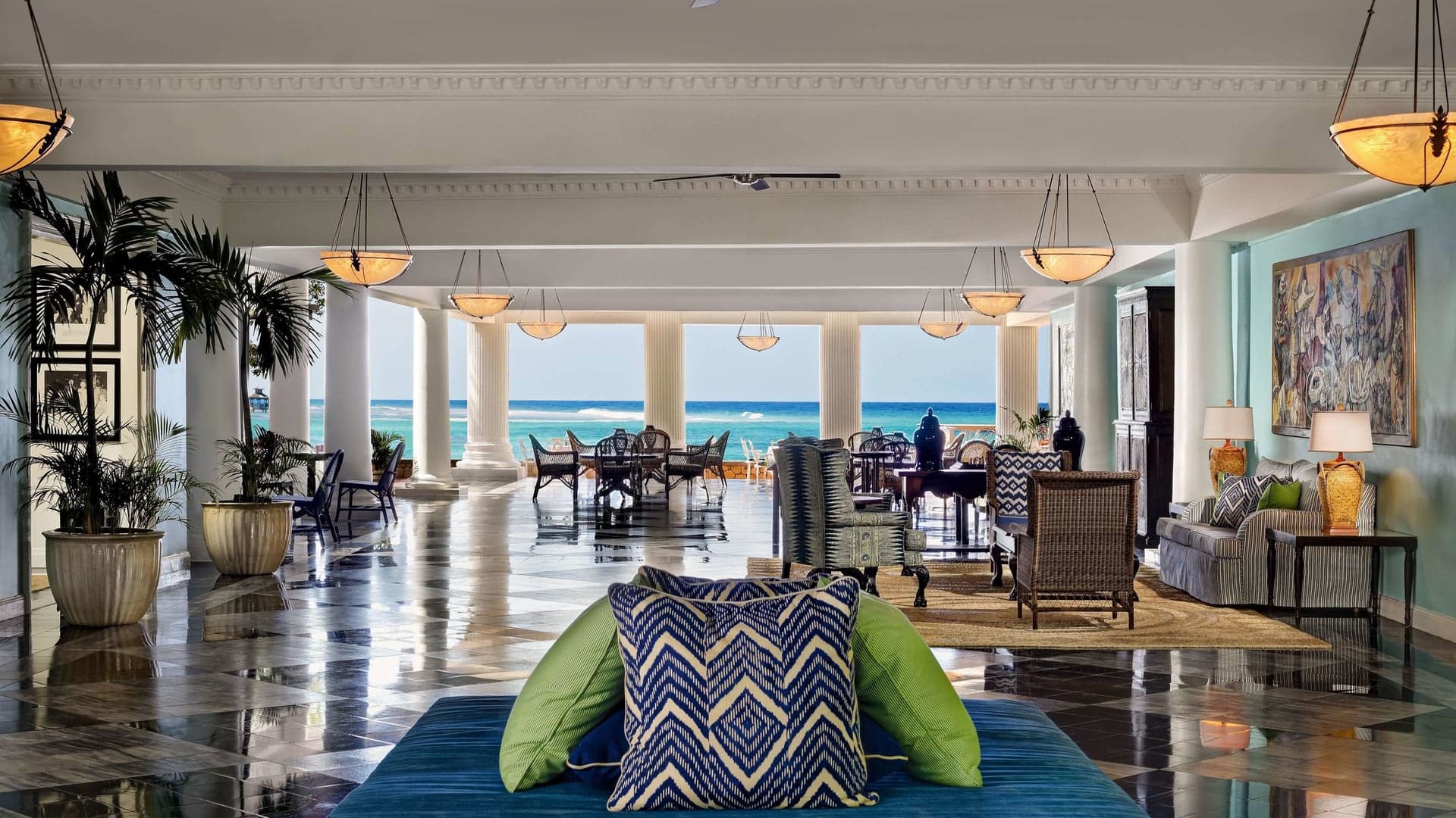 Hotels Toplists - Queen Elizabeth II - Her Majesty's Favourite Hotels