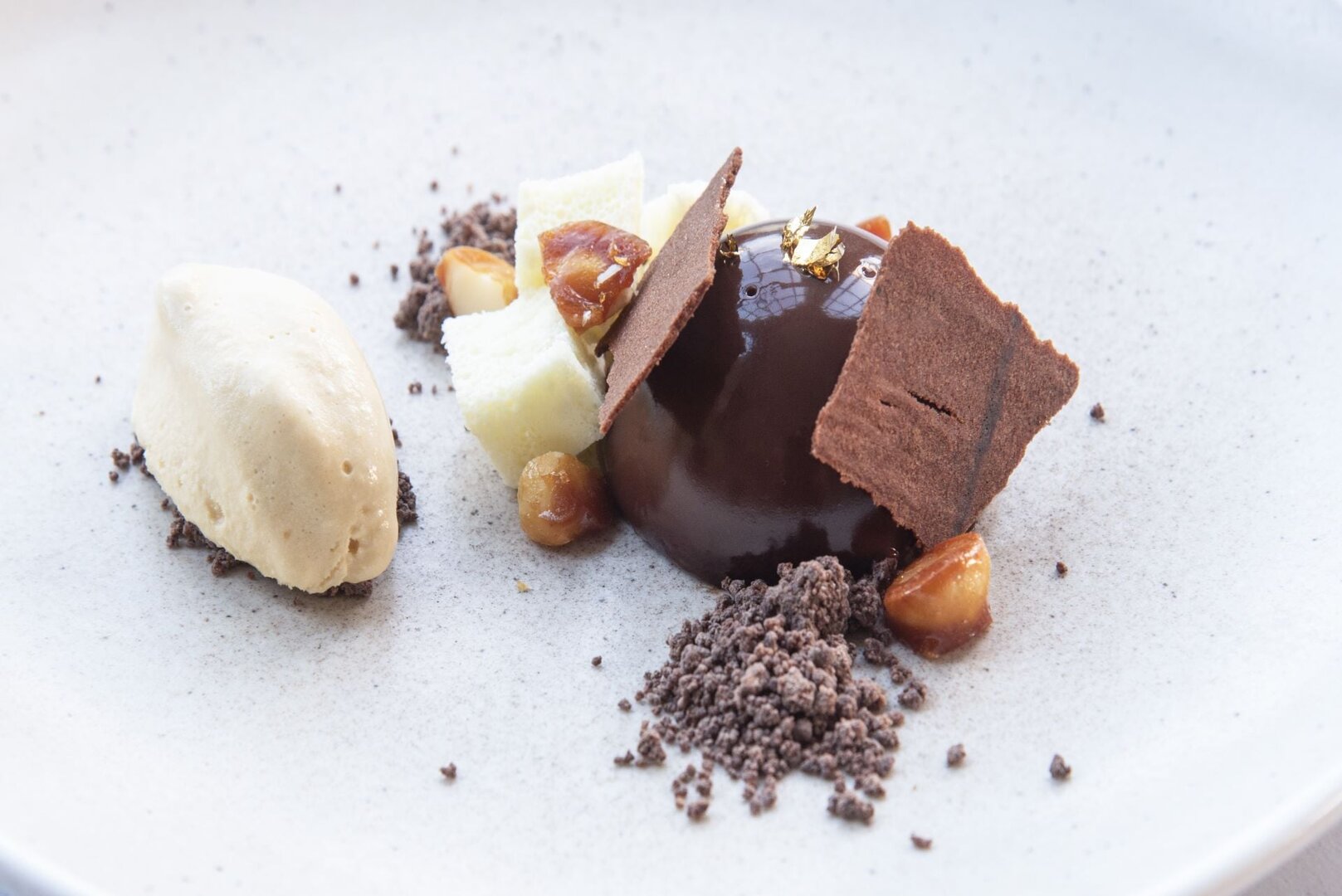 Hotel review Restaurants & Bars' - Foxhills Club & Resort - 5