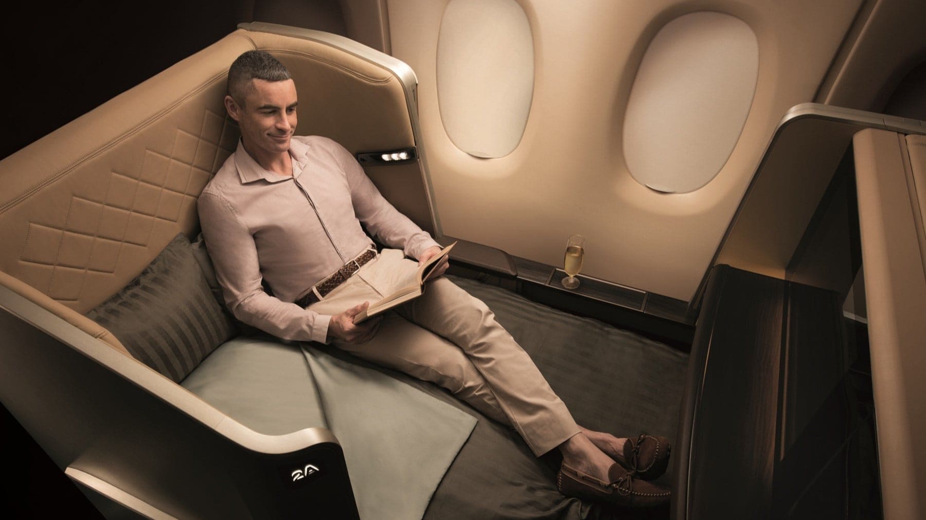 Airline review Cabin & Seat - Singapore Airlines - 10