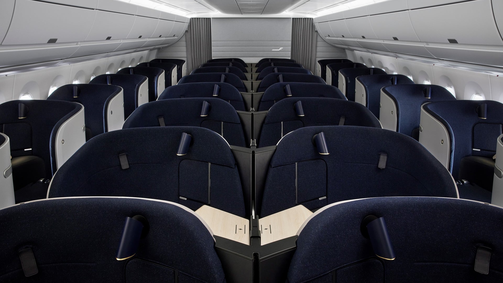 Airline review Cabin & Seat - Finnair - 5