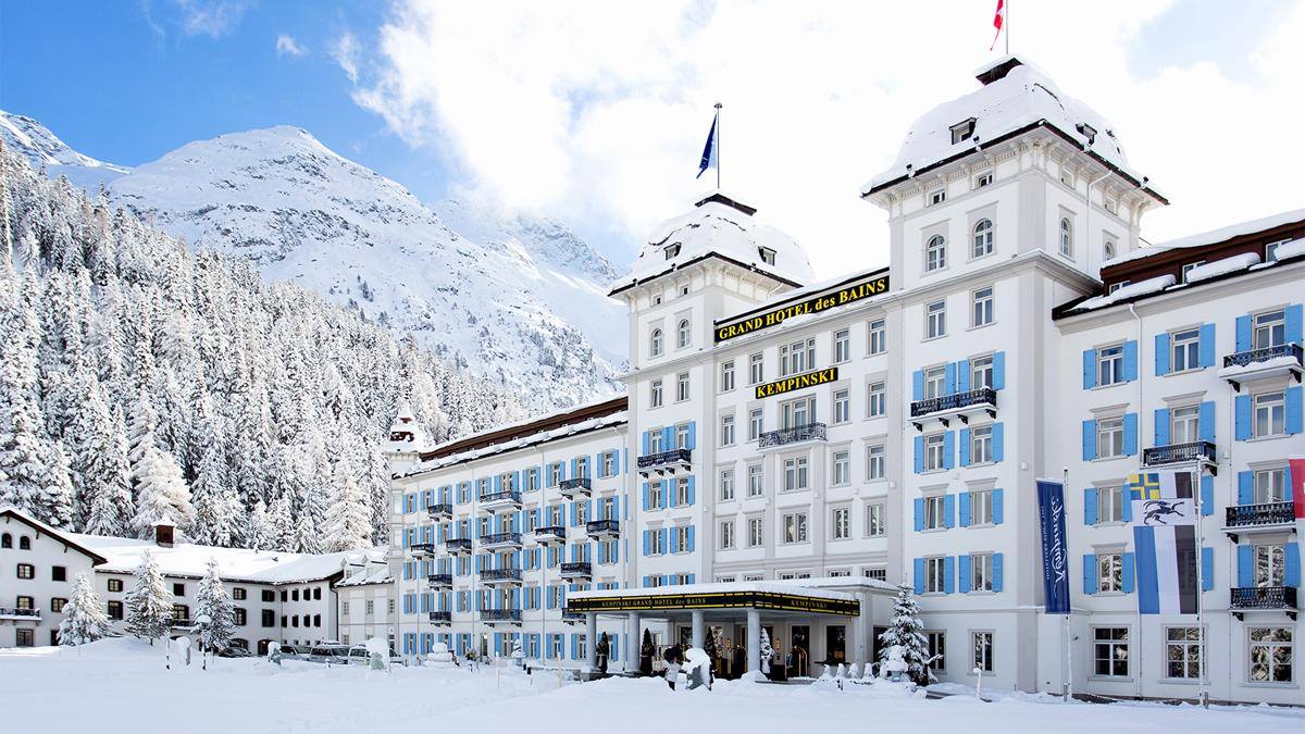 Hotels Toplists - 8 Best Luxury Ski Resorts in the World